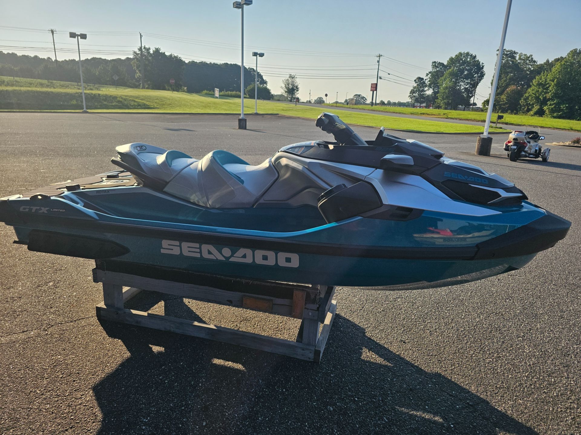 2026 Sea-Doo GTX Limited 325 4
