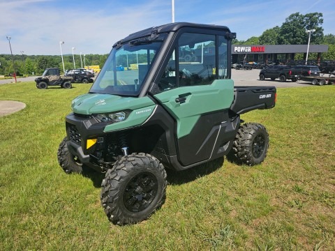 2026 Can-Am Defender DPS CAB HD10