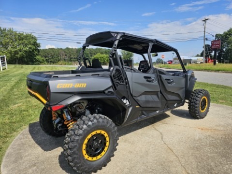 2026 Can-Am™ Commander MAX XT-P 4