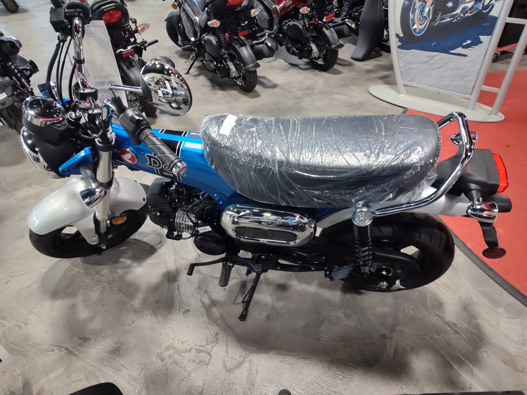 2025 Honda Dax 125 1