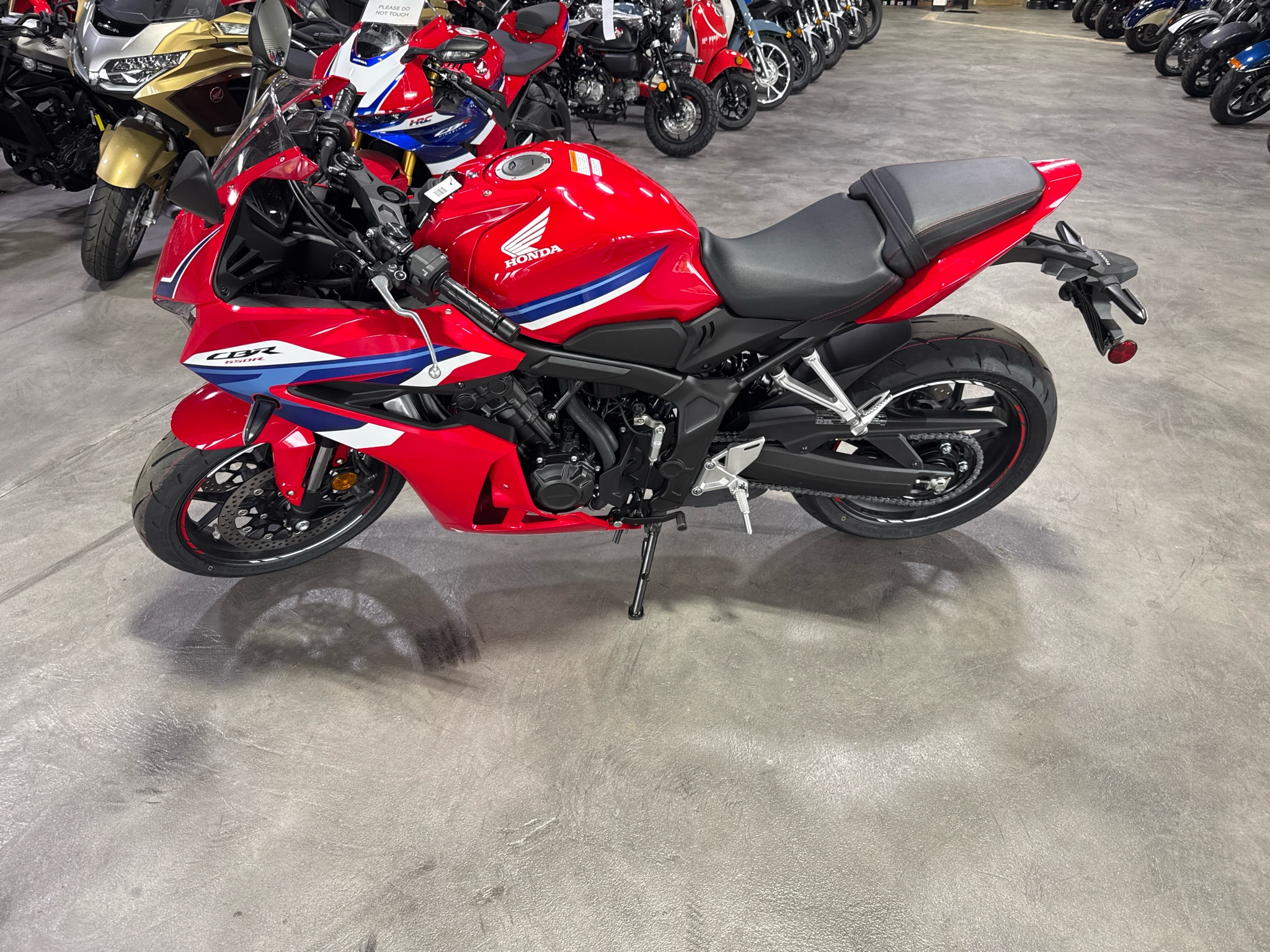 2026 Honda CBR650R E-Clutch 1