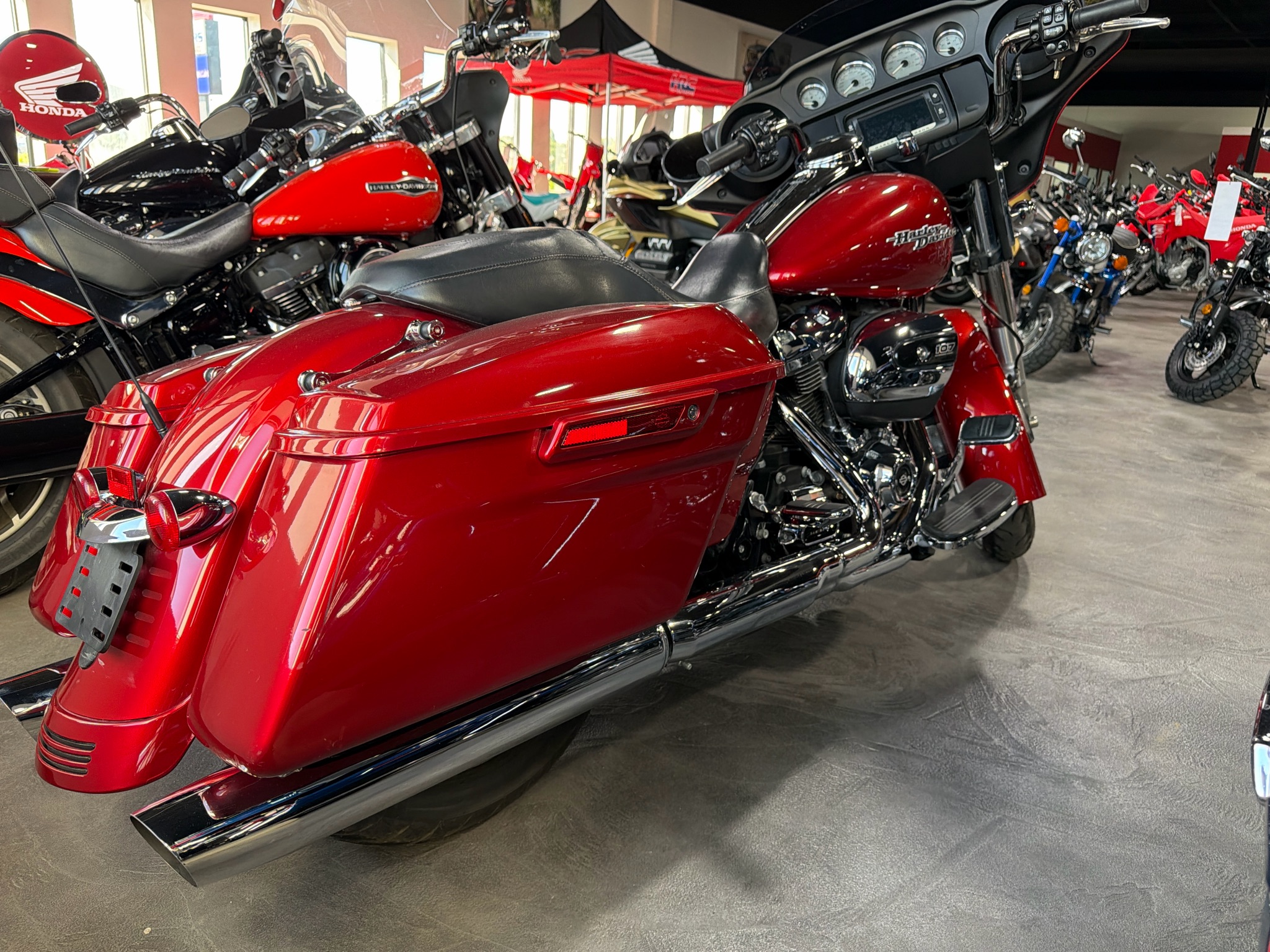 2018 Harley-Davidson Street Glide® 3