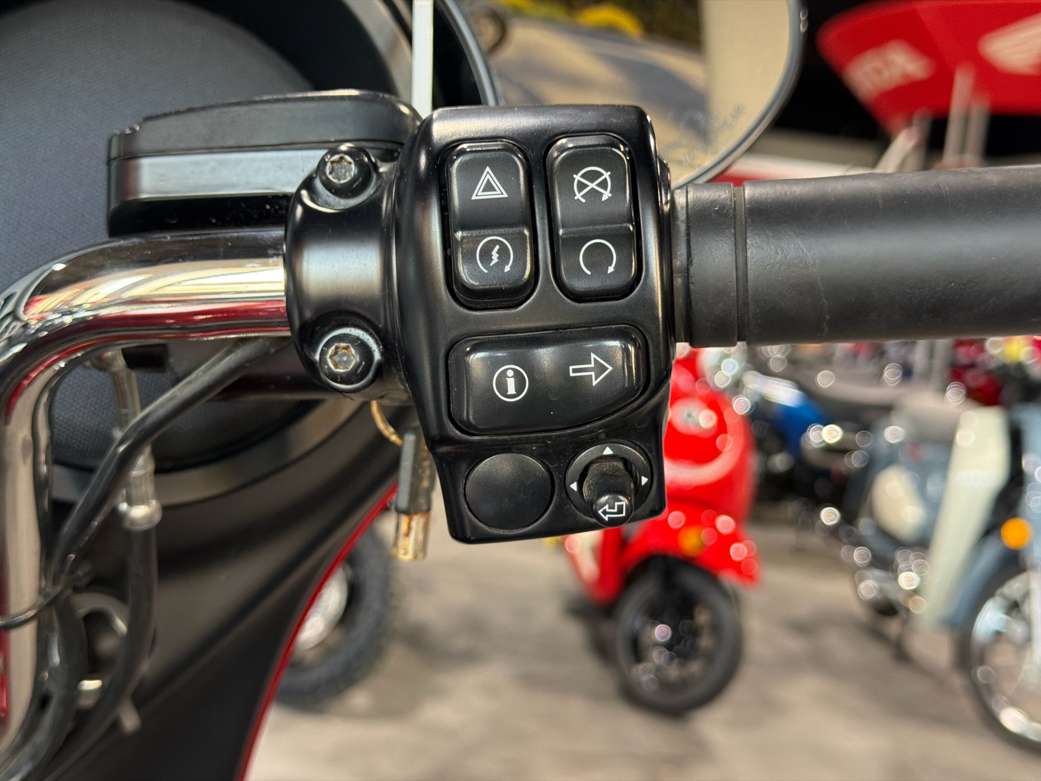 2018 Harley-Davidson Street Glide® 7