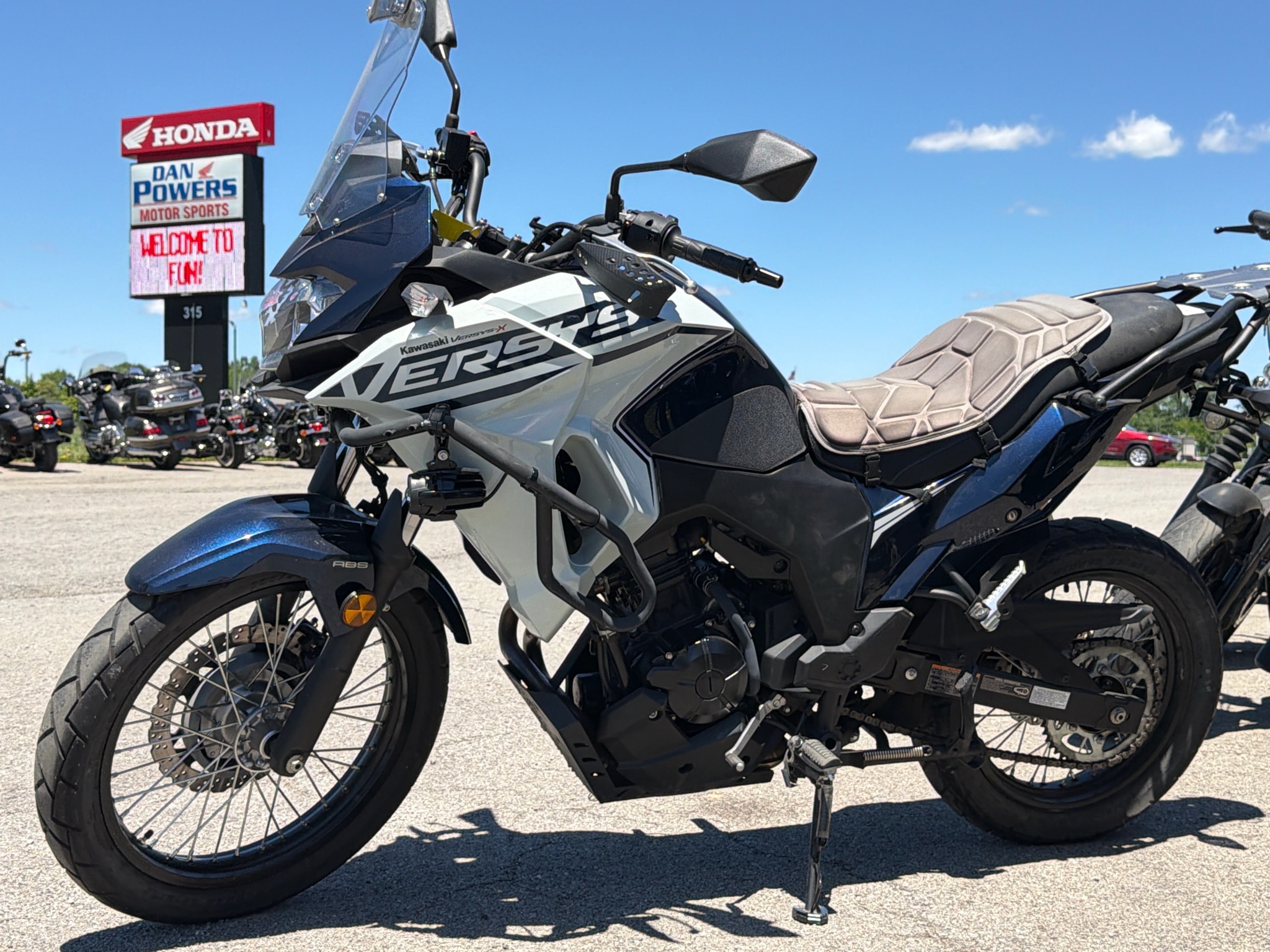 ヴェイロン 300 Used 2022 Kawasaki Versys-X 300 ABS, Elizabethtown KY | Specs