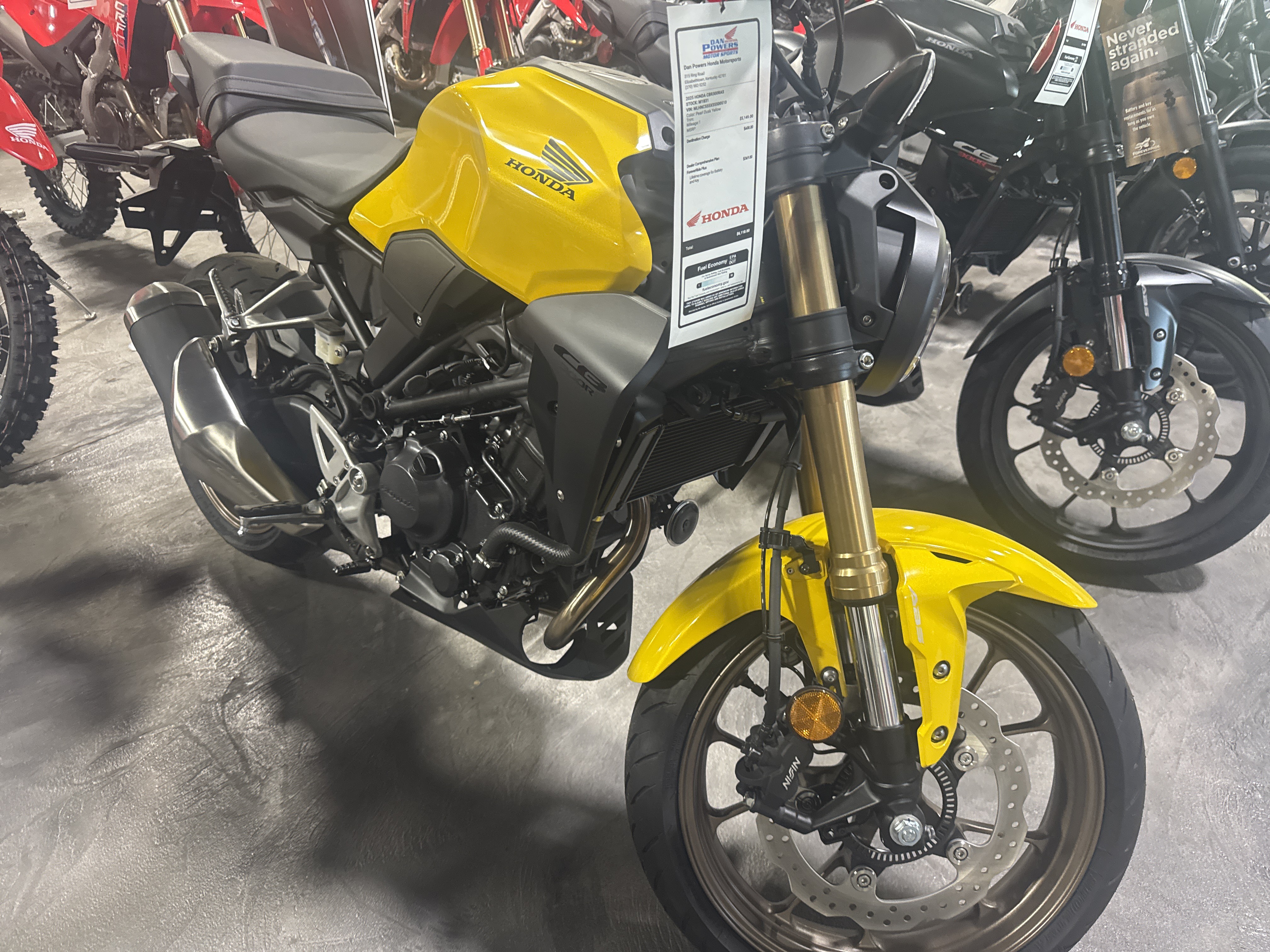 2025 Honda CB300R ABS 1