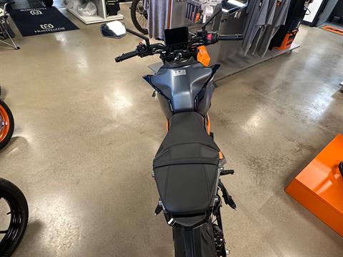 2025 KTM 390 Duke in Chattanooga, Tennessee - Photo 4