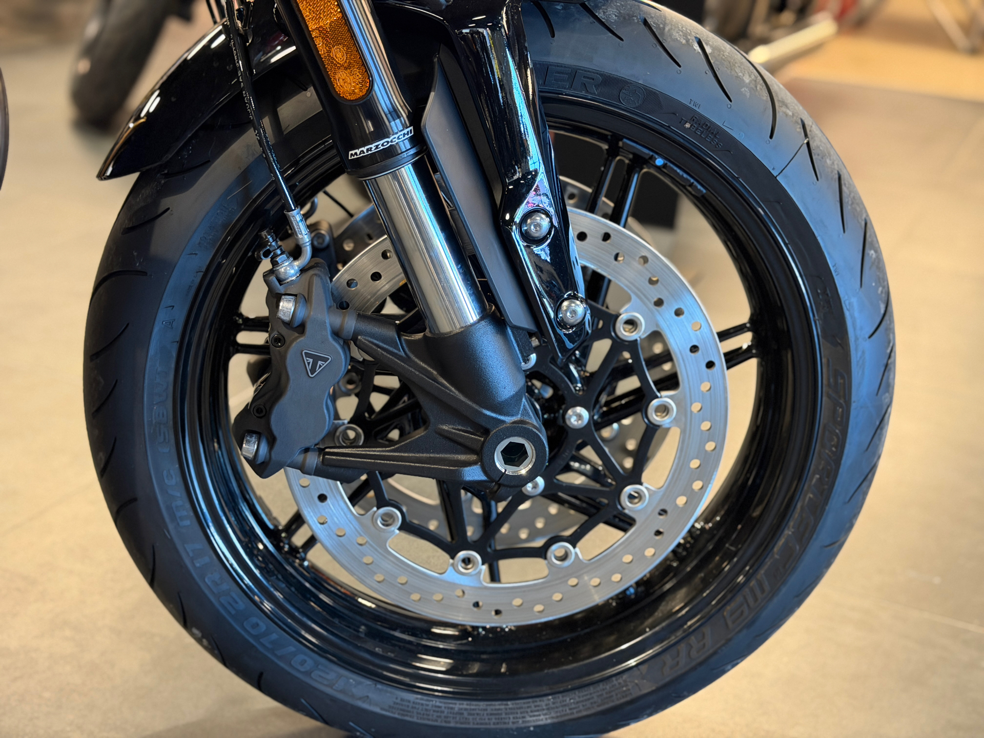 2025 Triumph Speed Twin 1200 in Chattanooga, Tennessee - Photo 12