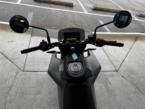 2024 Husqvarna Svartpilen 401 in Chattanooga, Tennessee - Photo 3