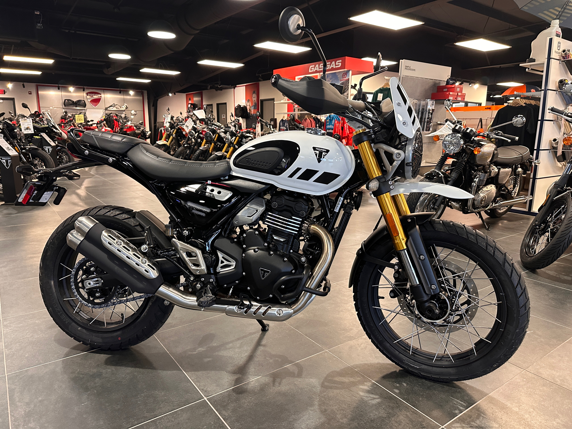 2026 Triumph Scrambler 400 XC in Chattanooga, Tennessee - Photo 1