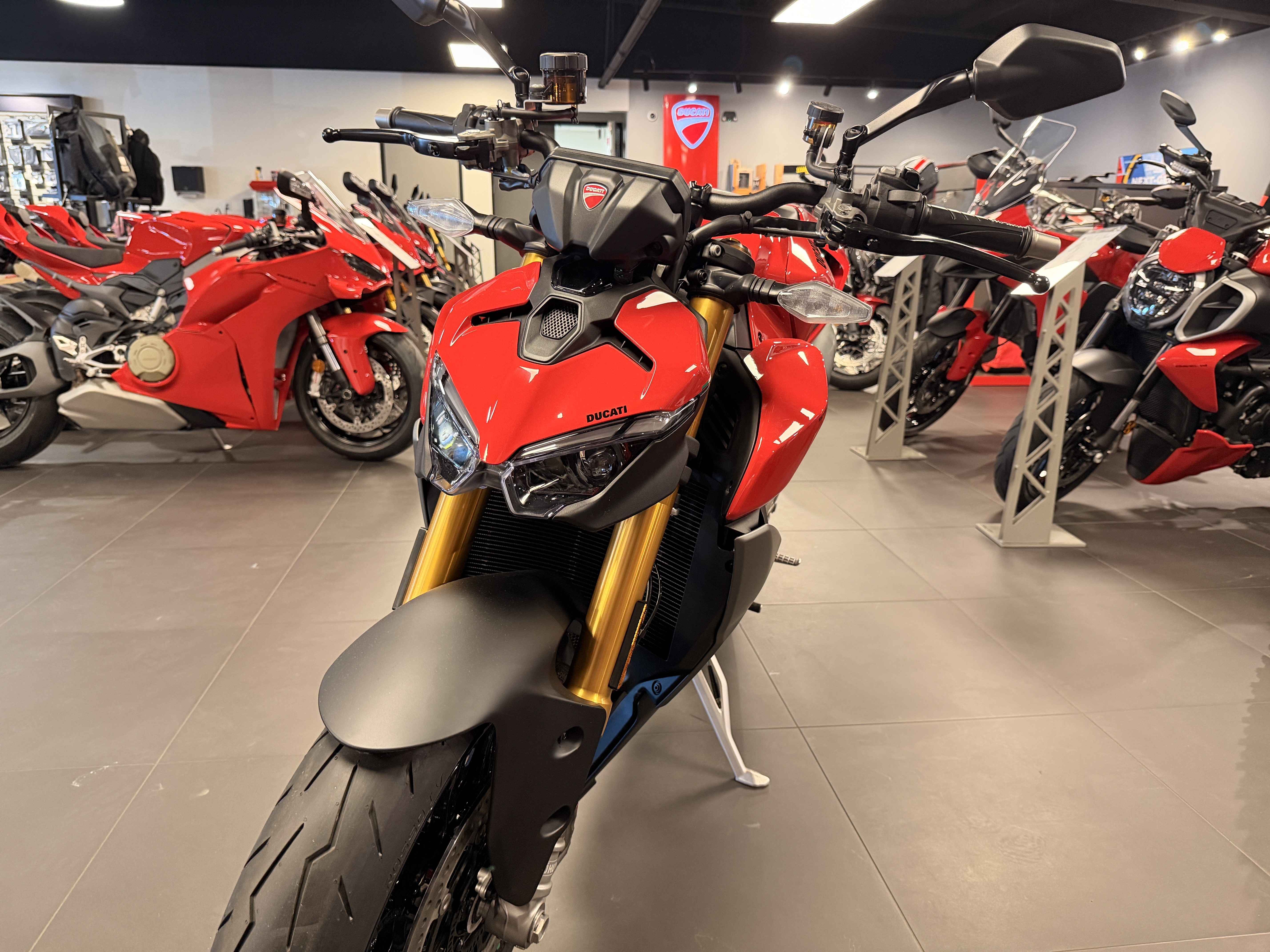 2026 Ducati Streetfighter V2 S in Chattanooga, Tennessee - Photo 3