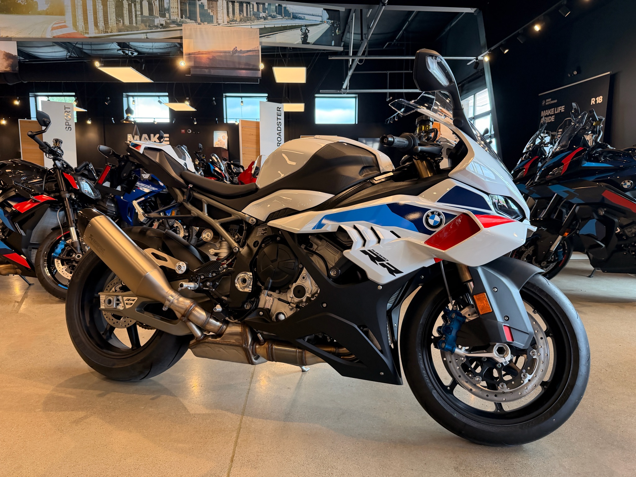 2026 BMW S 1000 RR