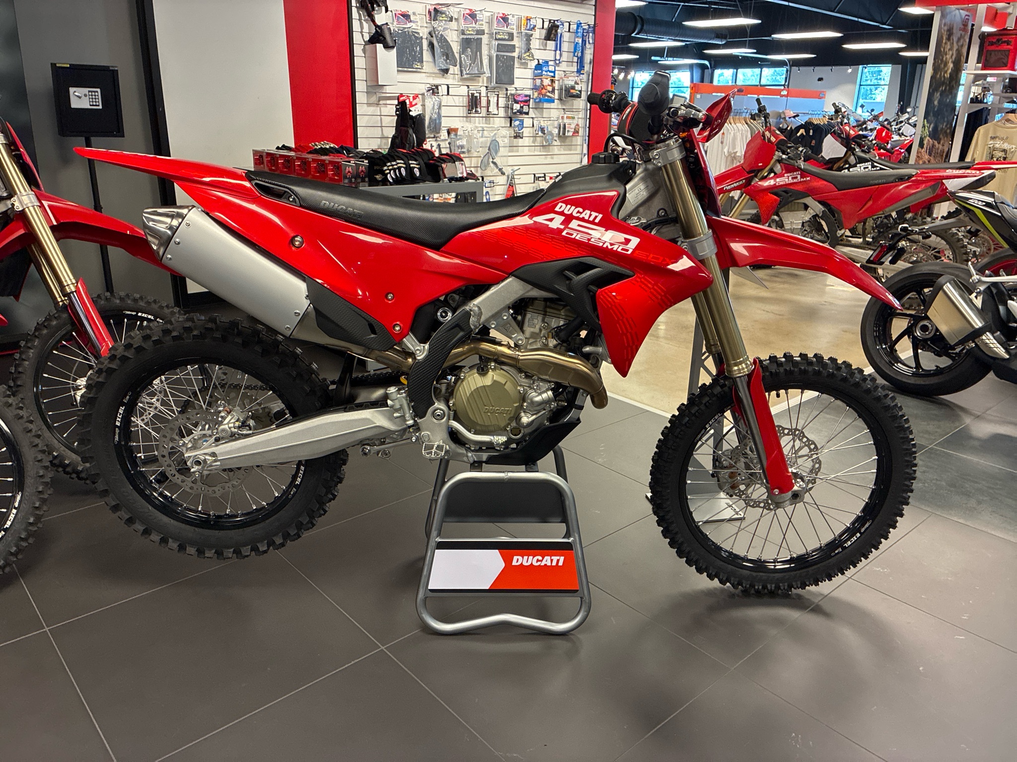 2026 Ducati Desmo450 EDX