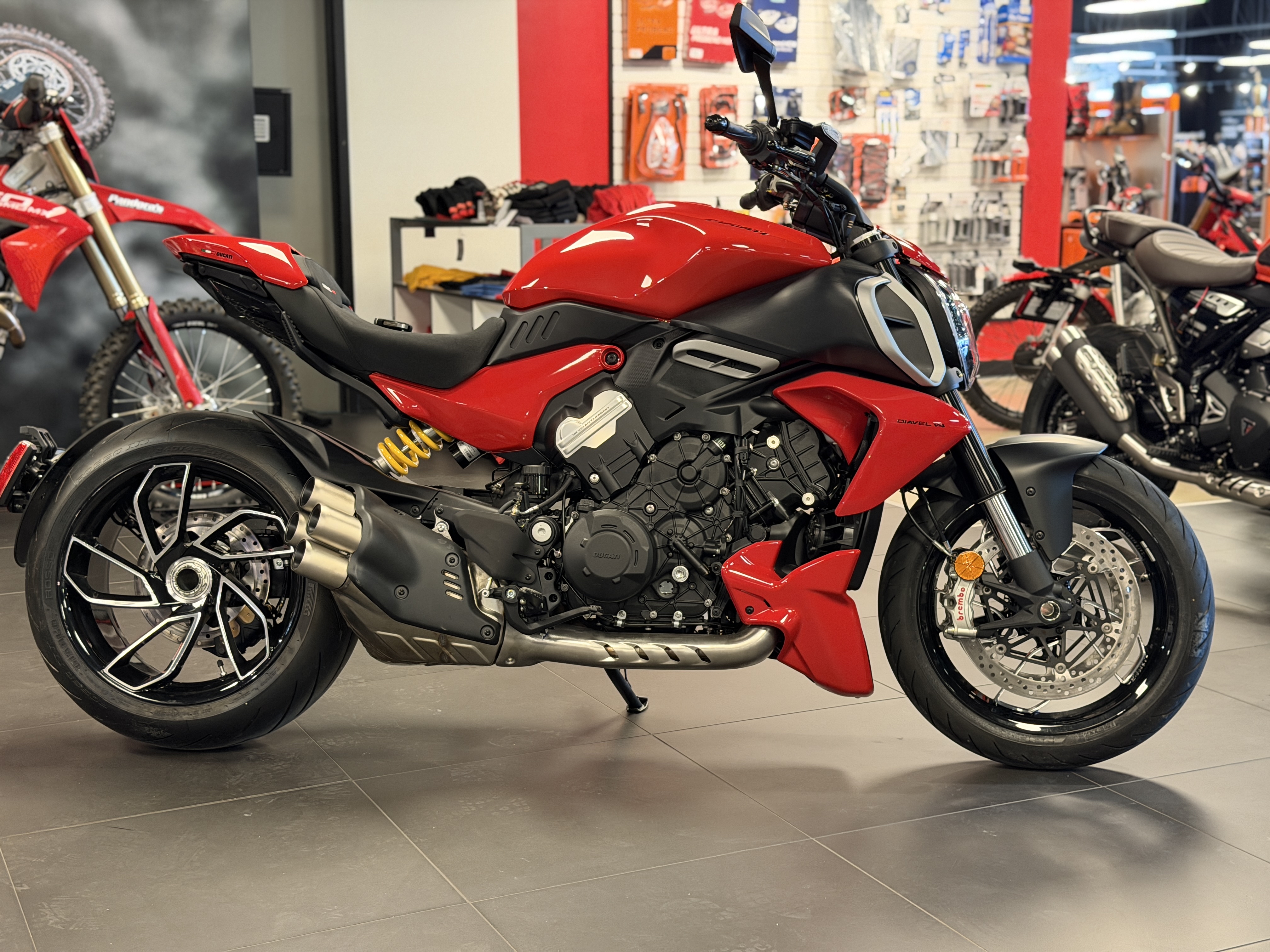 2025 Ducati Diavel V4