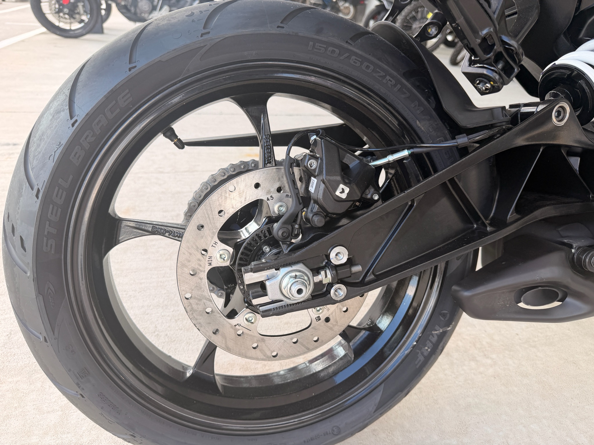 2026 KTM 250 Duke 3