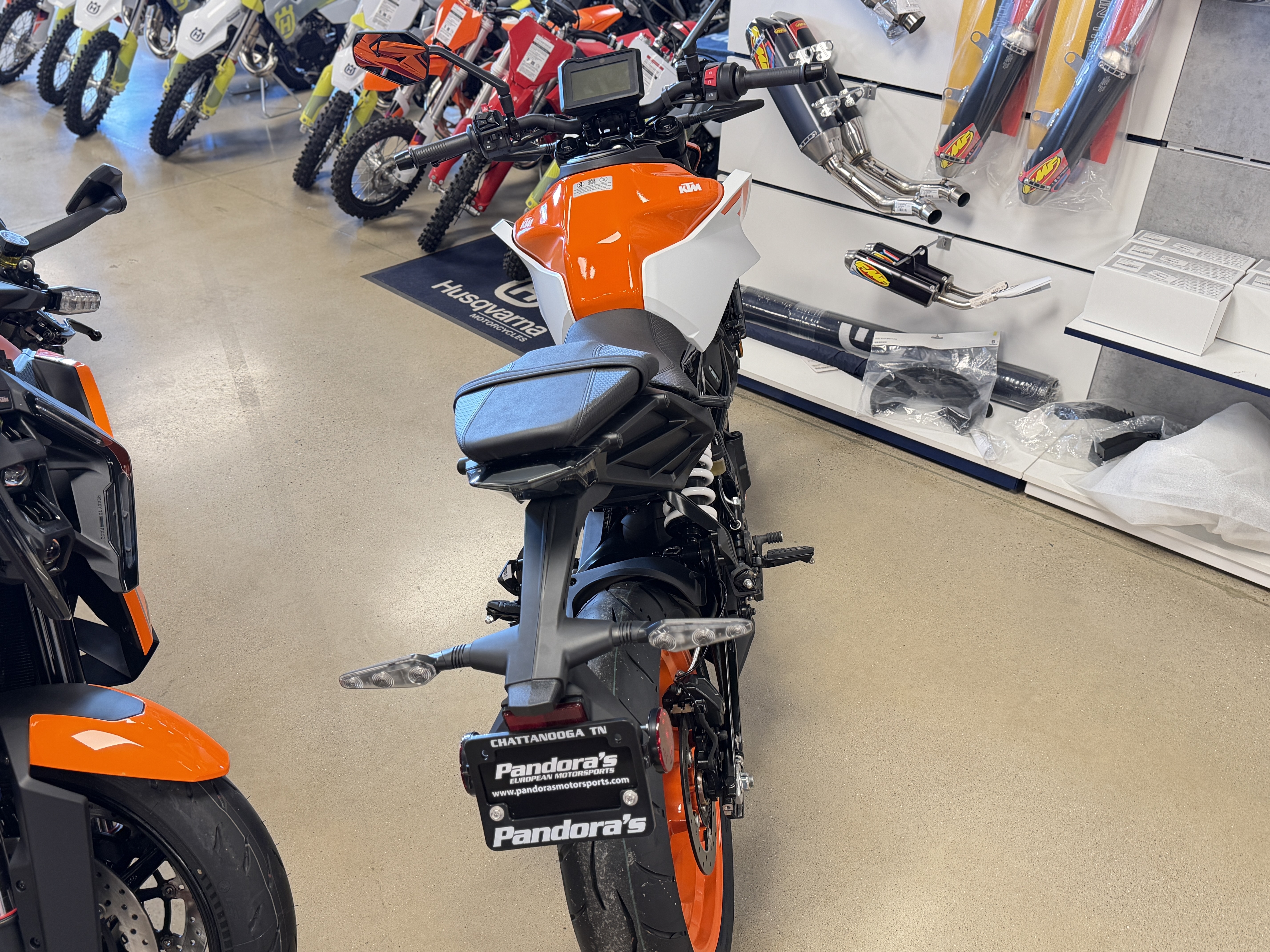 2024 KTM 250 Duke in Chattanooga, Tennessee - Photo 4