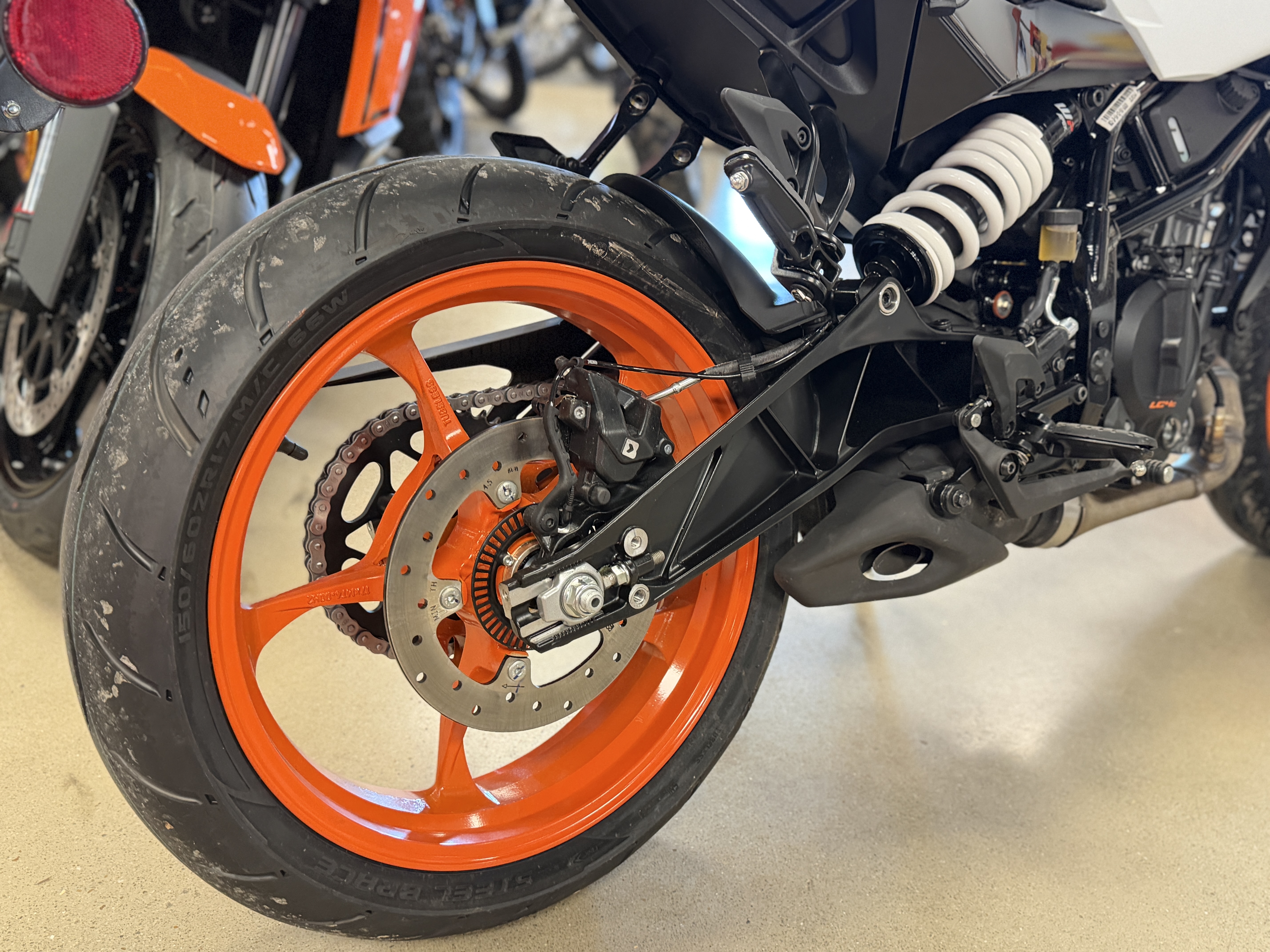 2024 KTM 250 Duke in Chattanooga, Tennessee - Photo 9