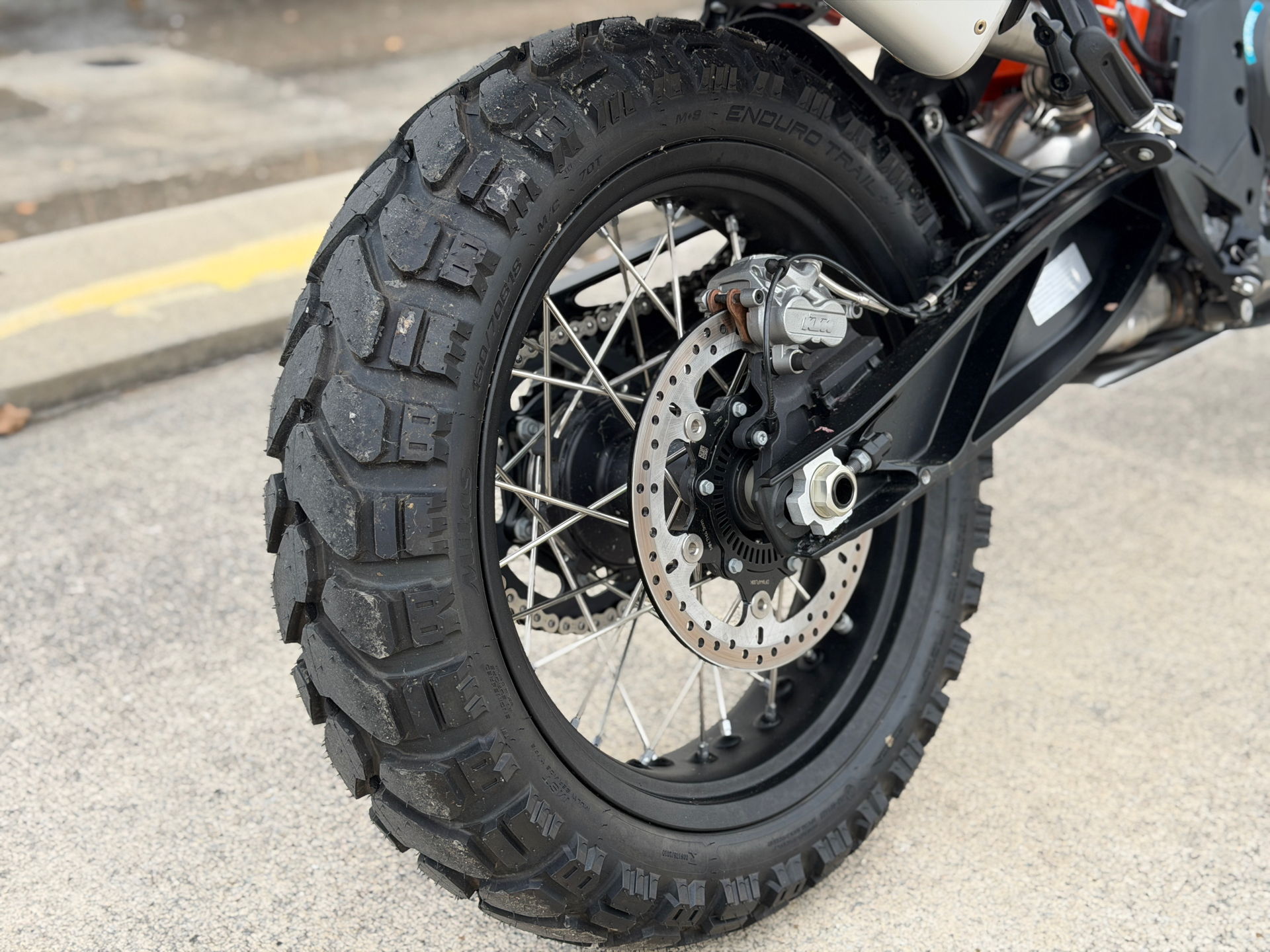 2025 KTM 890 Adventure R in Chattanooga, Tennessee - Photo 10