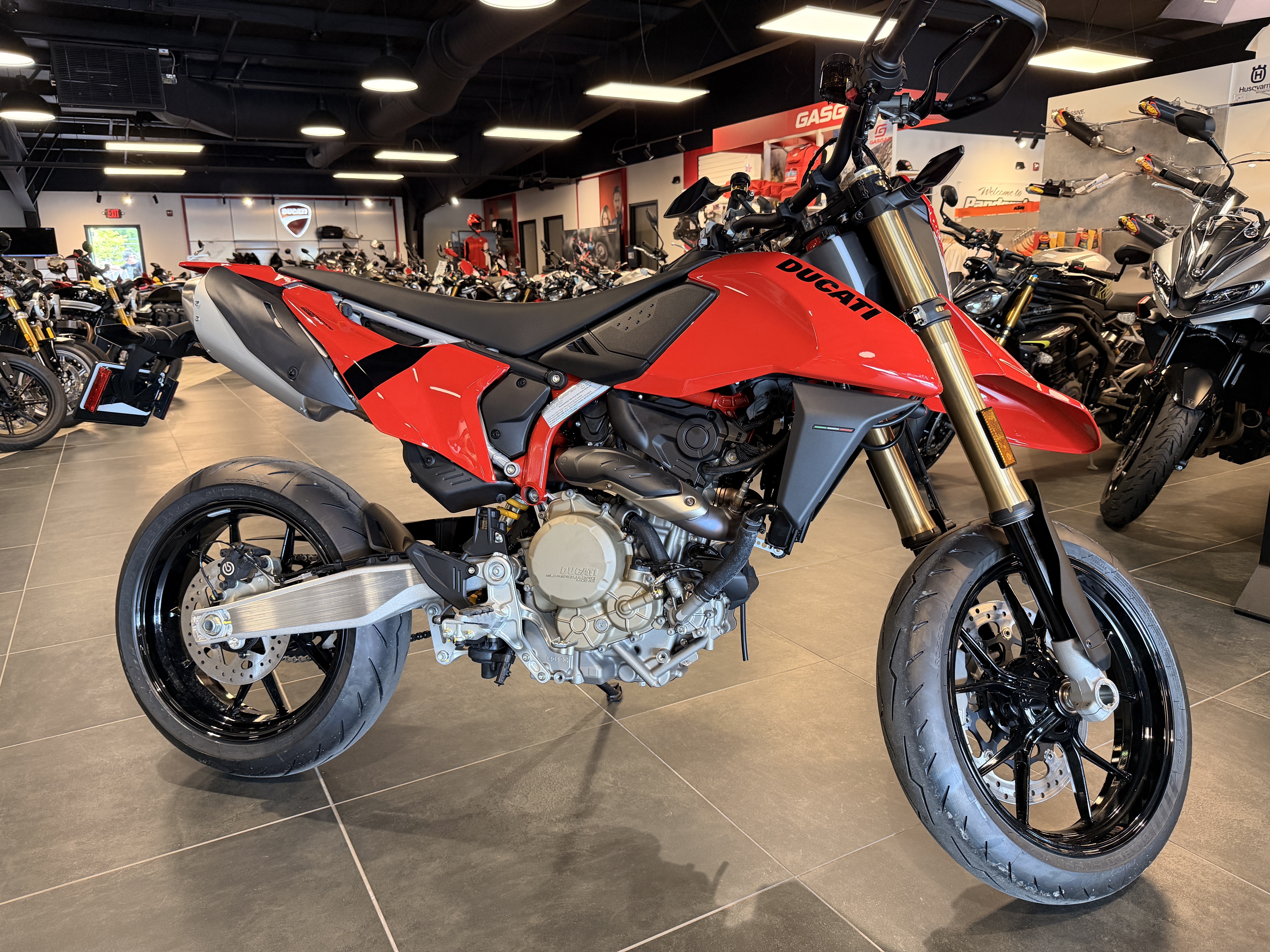 2026 Ducati Hypermotard 698 Mono