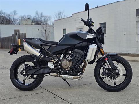 New 2025 Husqvarna Svartpilen 801, Chattanooga TN | Specs, Price