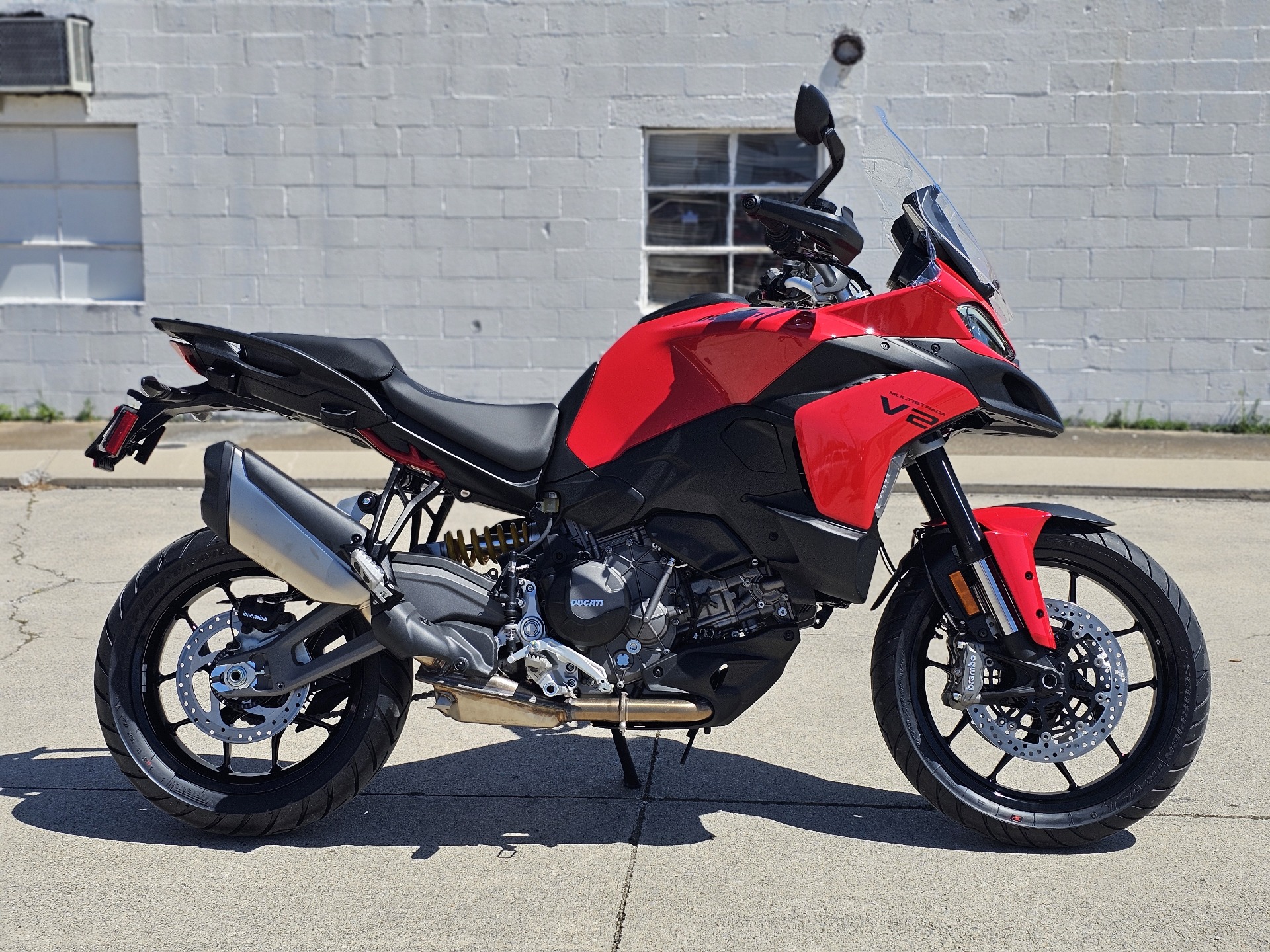 New 2025 Ducati Multistrada V2, Chattanooga TN Specs, Price