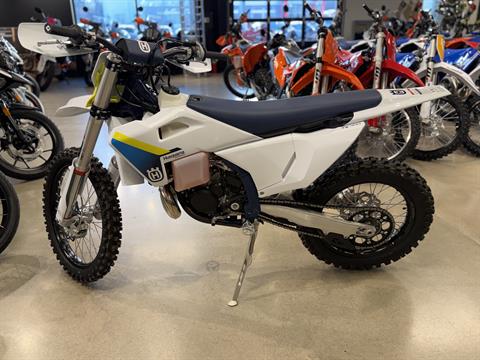 2025 Husqvarna TX 300 in Chattanooga, Tennessee - Photo 2