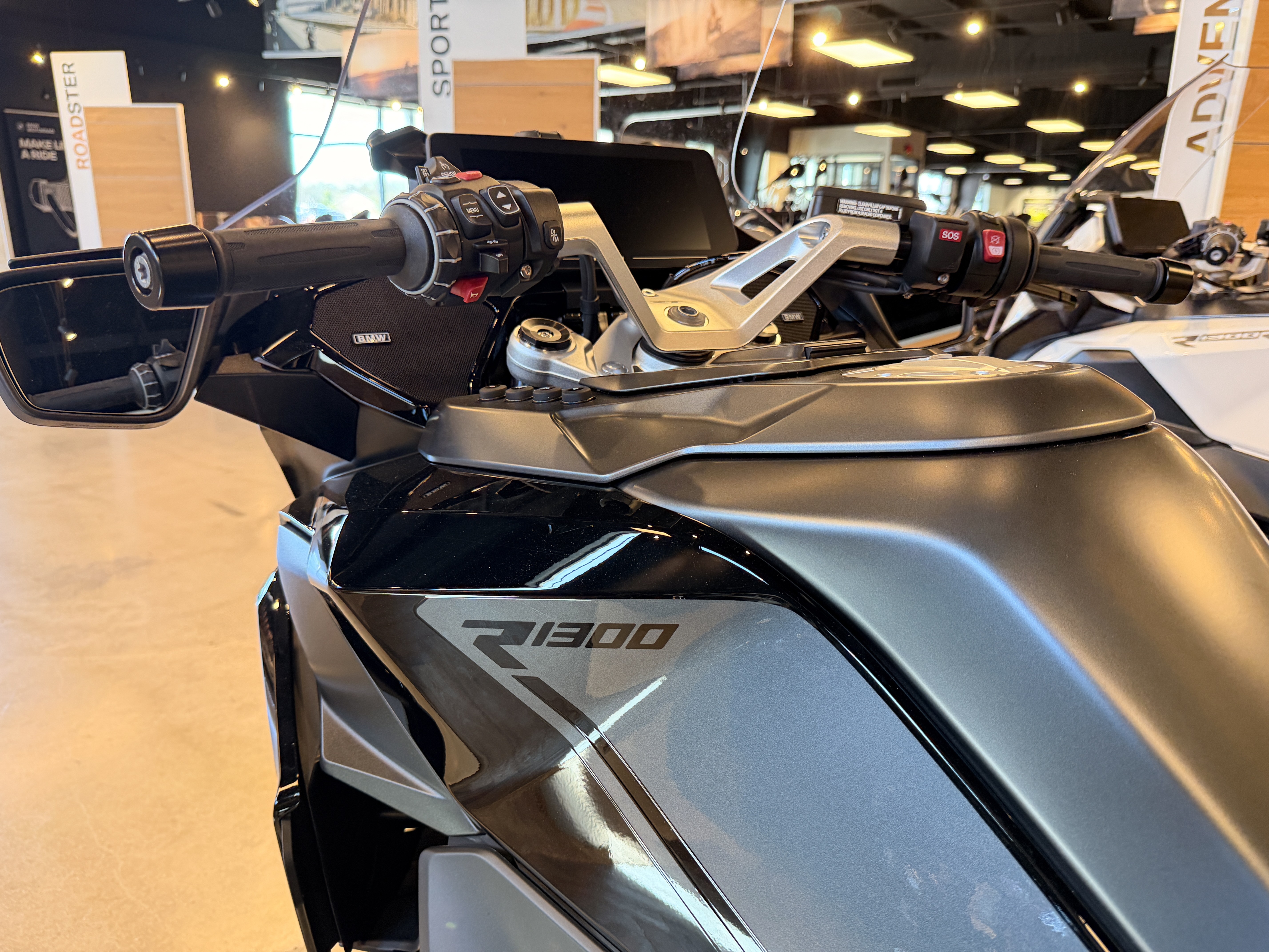 2026 BMW R 1300 RT in Chattanooga, Tennessee - Photo 3