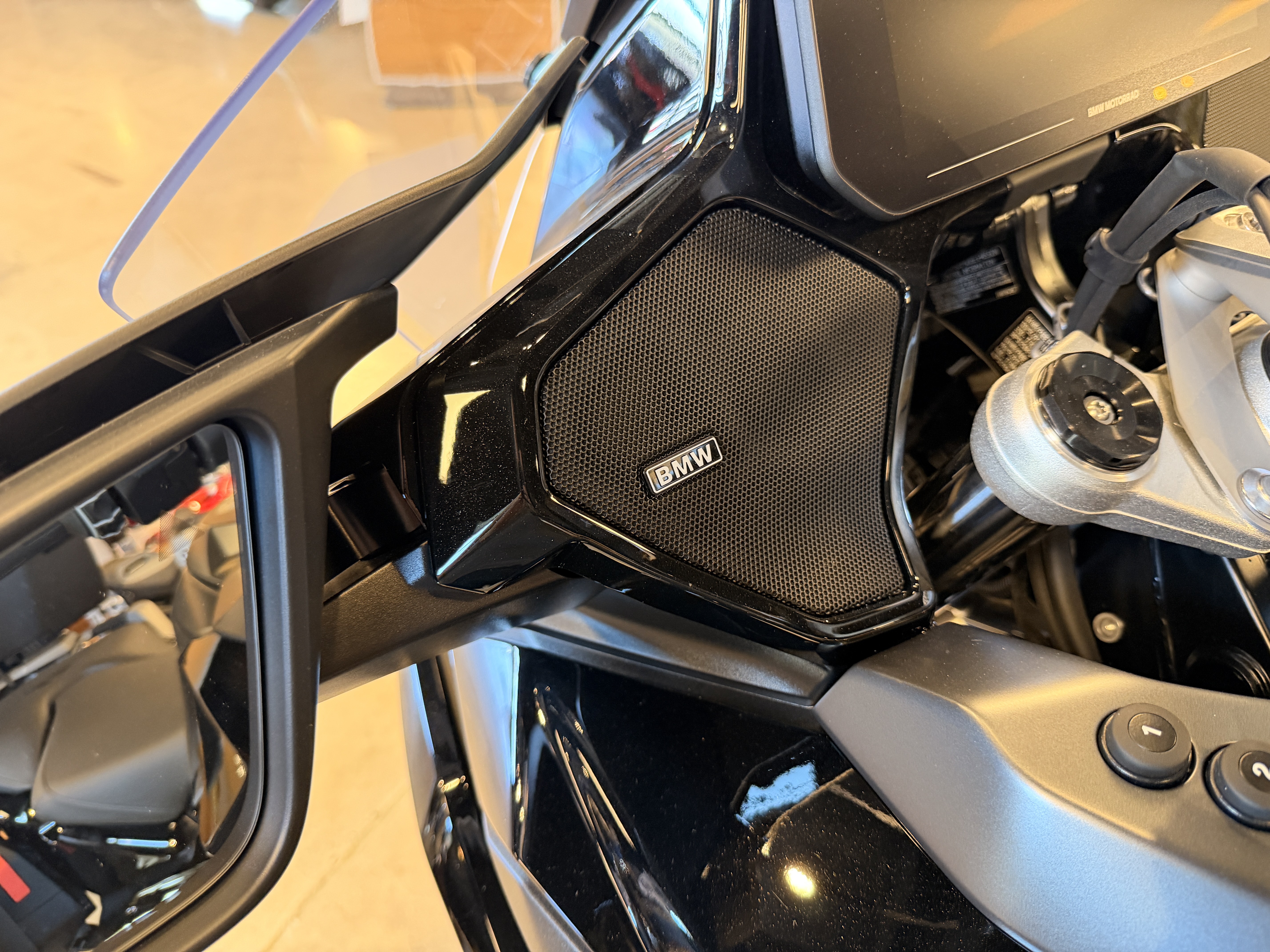 2026 BMW R 1300 RT in Chattanooga, Tennessee - Photo 11