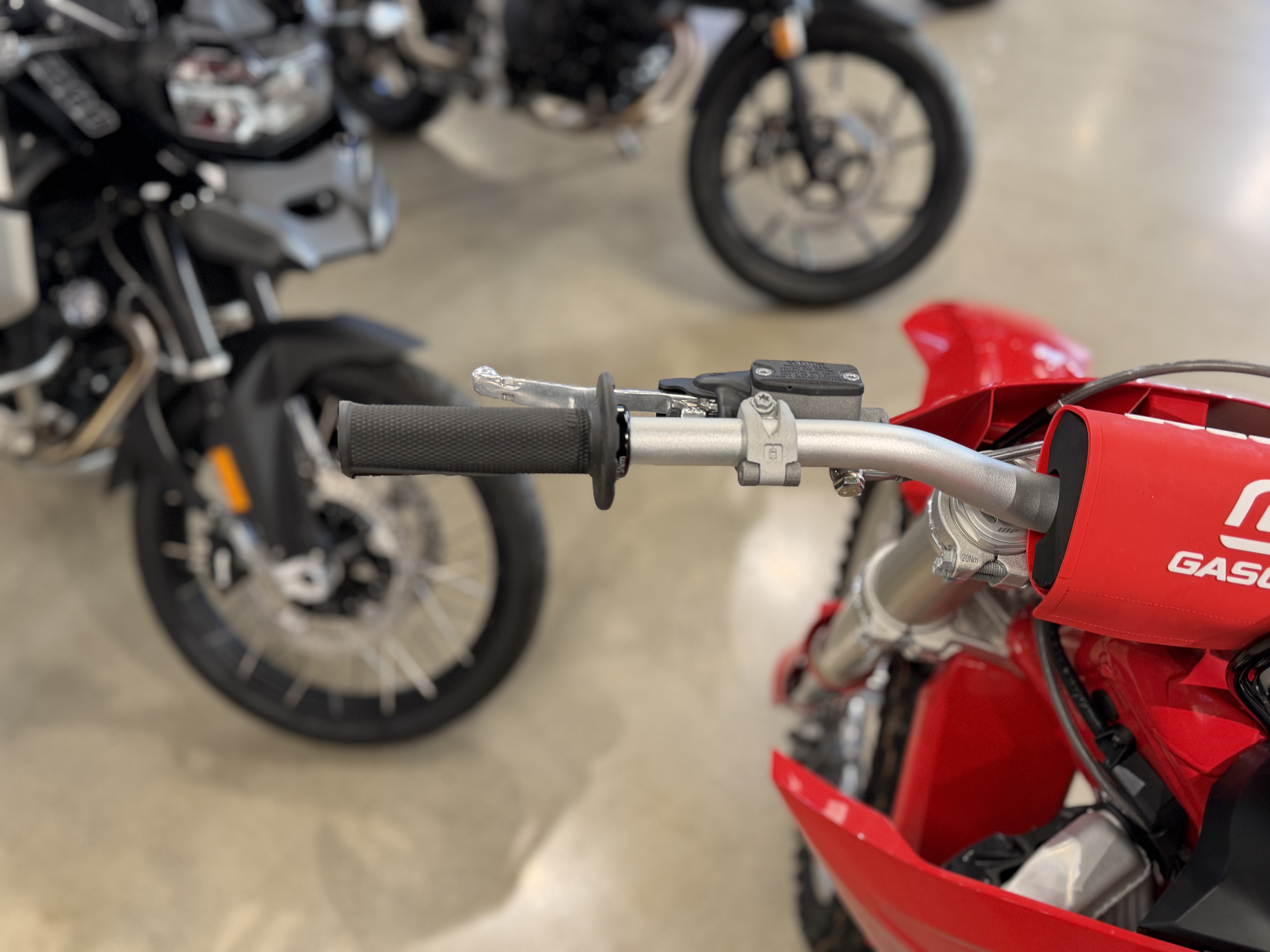 2025 GASGAS EX 300 in Chattanooga, Tennessee - Photo 4