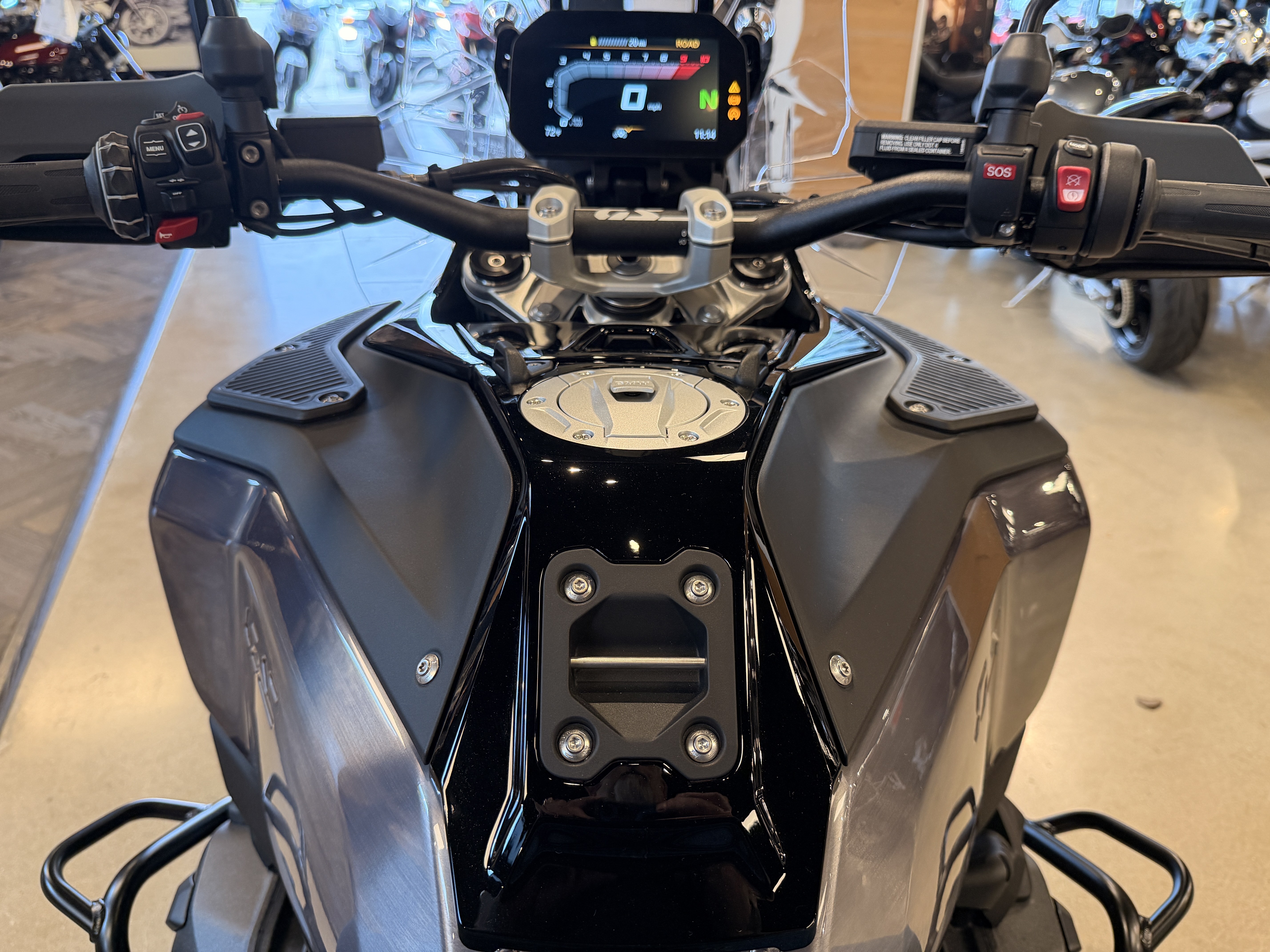 2026 BMW R 1300 GS Adventure in Chattanooga, Tennessee - Photo 9