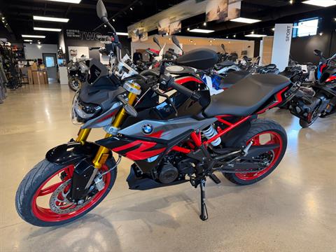 2025 BMW G 310 R in Chattanooga, Tennessee - Photo 3