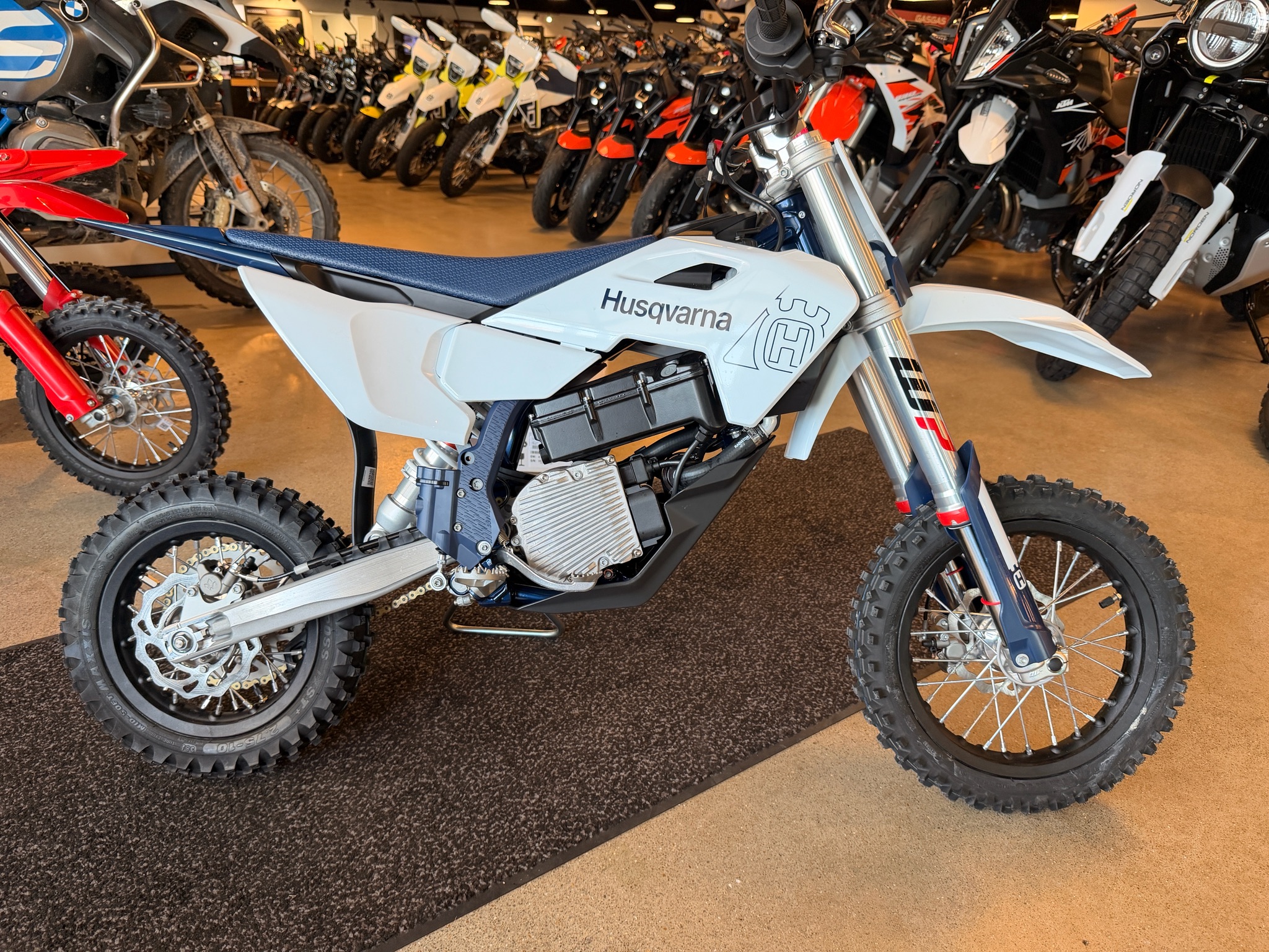 2024 Husqvarna EE 5