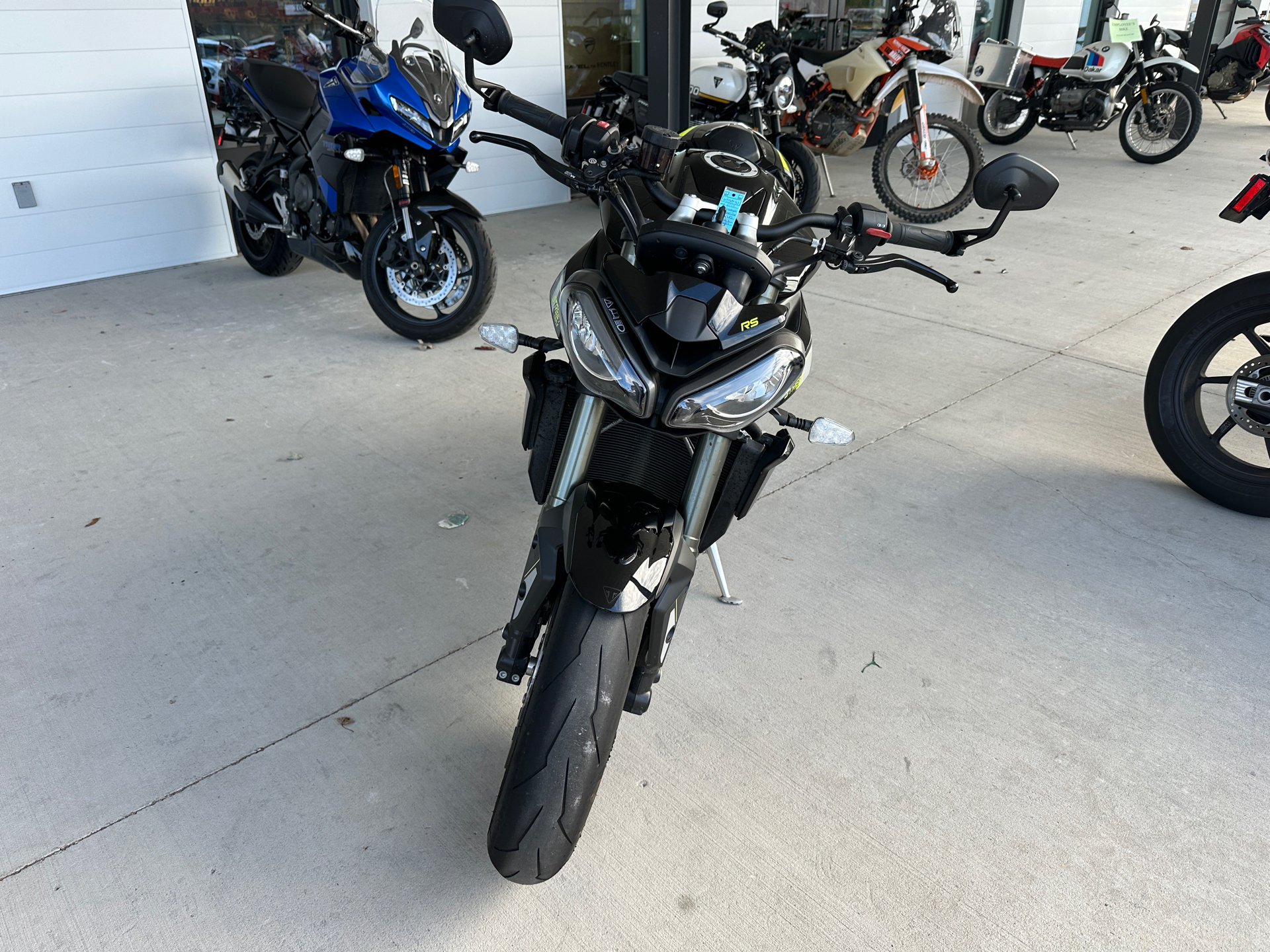 2025 Triumph Street Triple 765 RS in Chattanooga, Tennessee - Photo 2