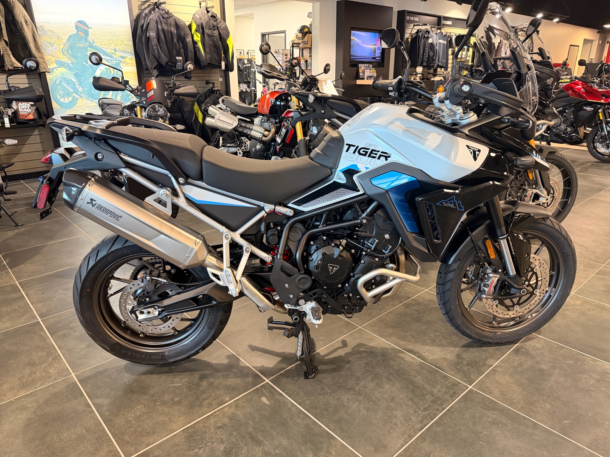 2026 Triumph Tiger 900 Alpine Edition