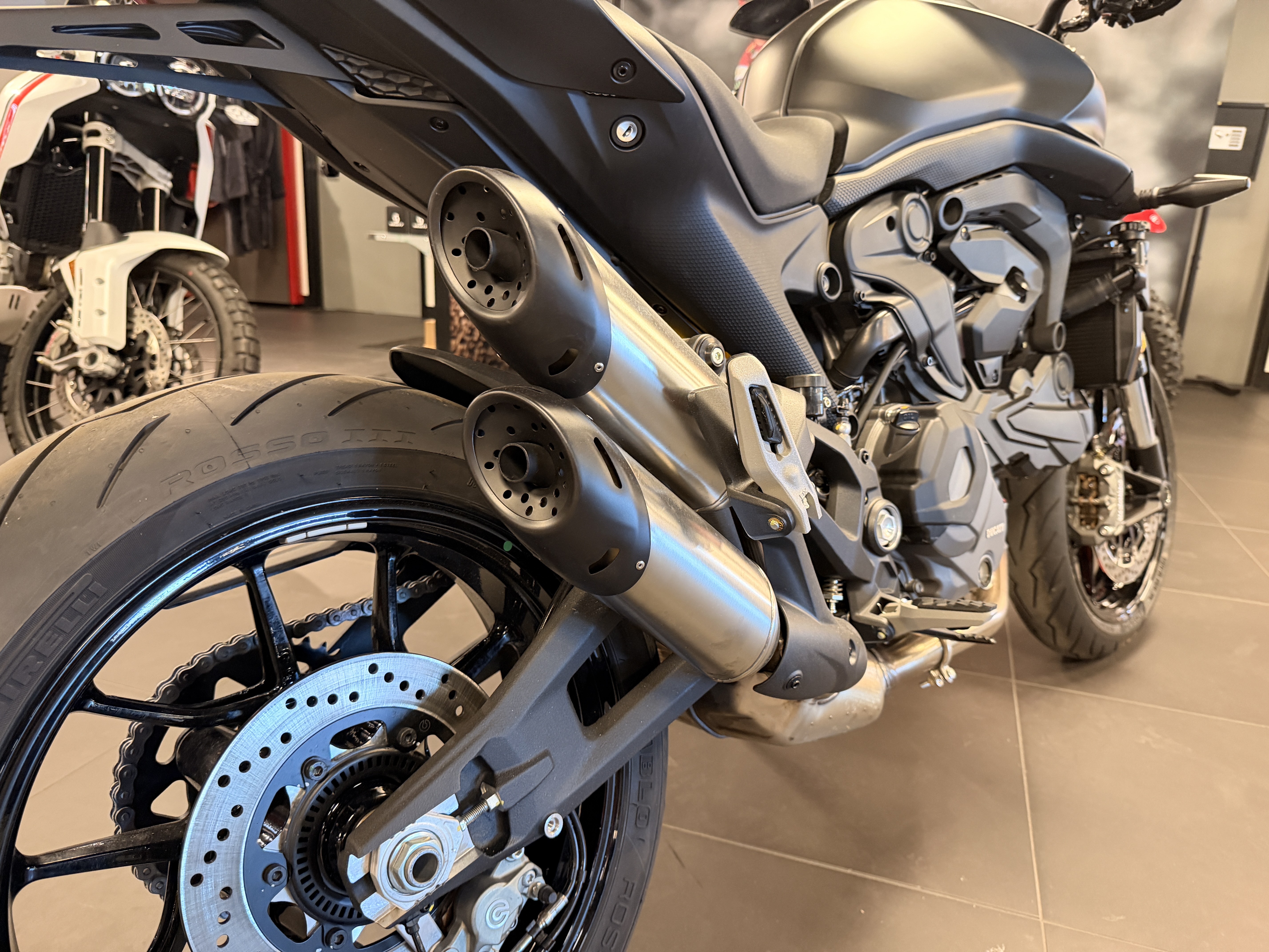 2026 Ducati Monster in Chattanooga, Tennessee - Photo 7