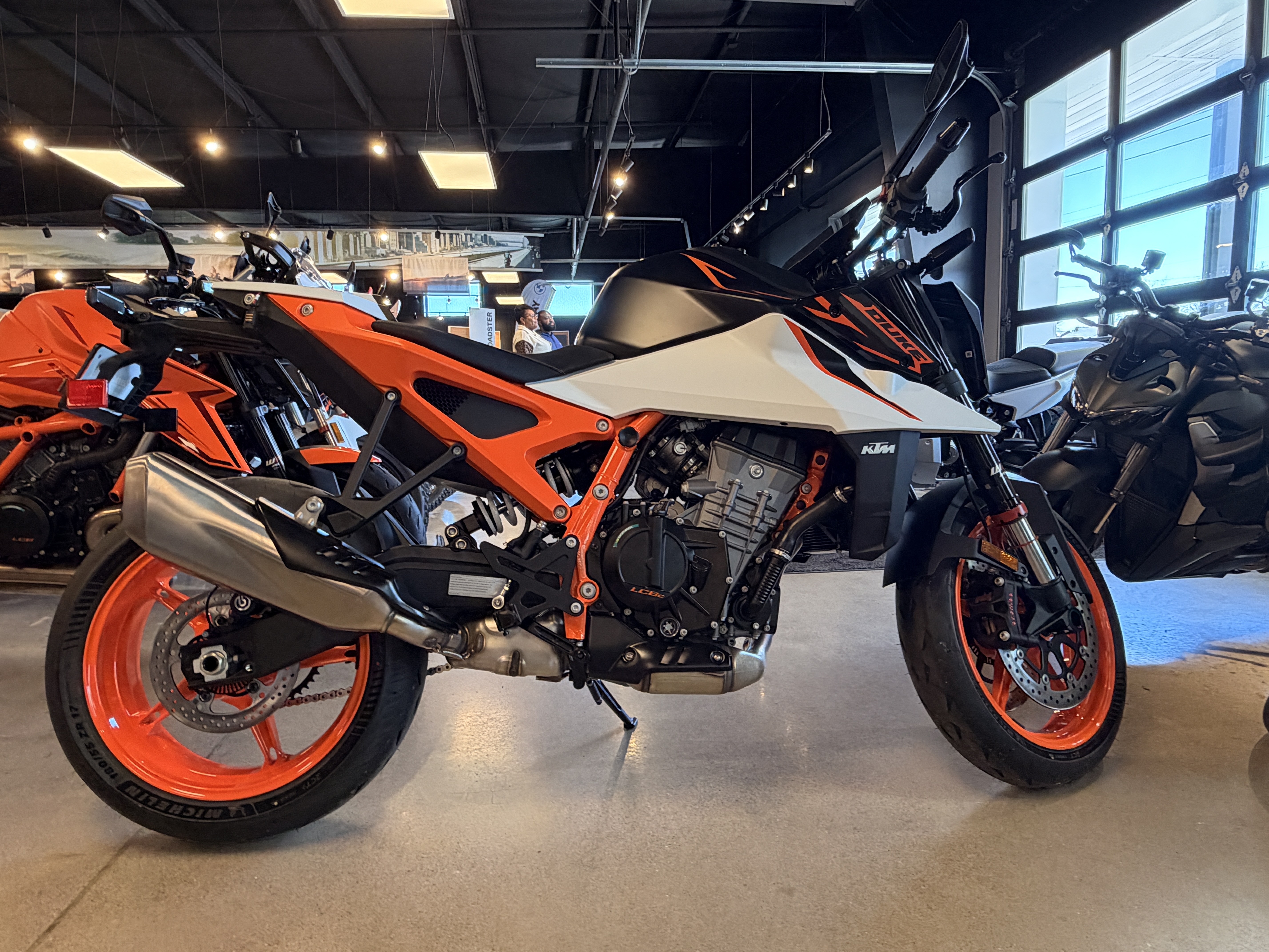 2026 KTM 990 Duke R in Chattanooga, Tennessee - Photo 5