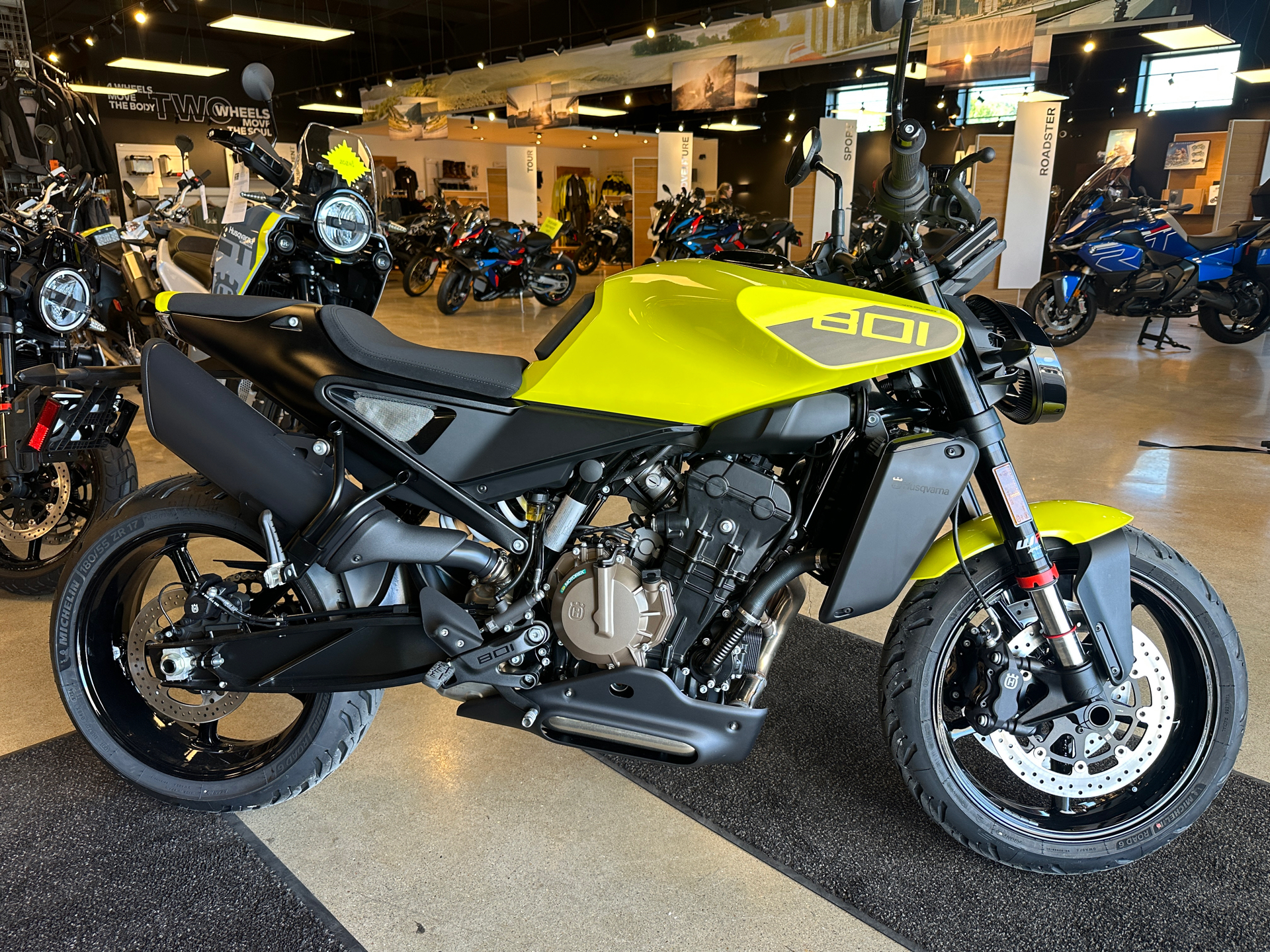 2025 Husqvarna Vitpilen 801 in Chattanooga, Tennessee - Photo 1