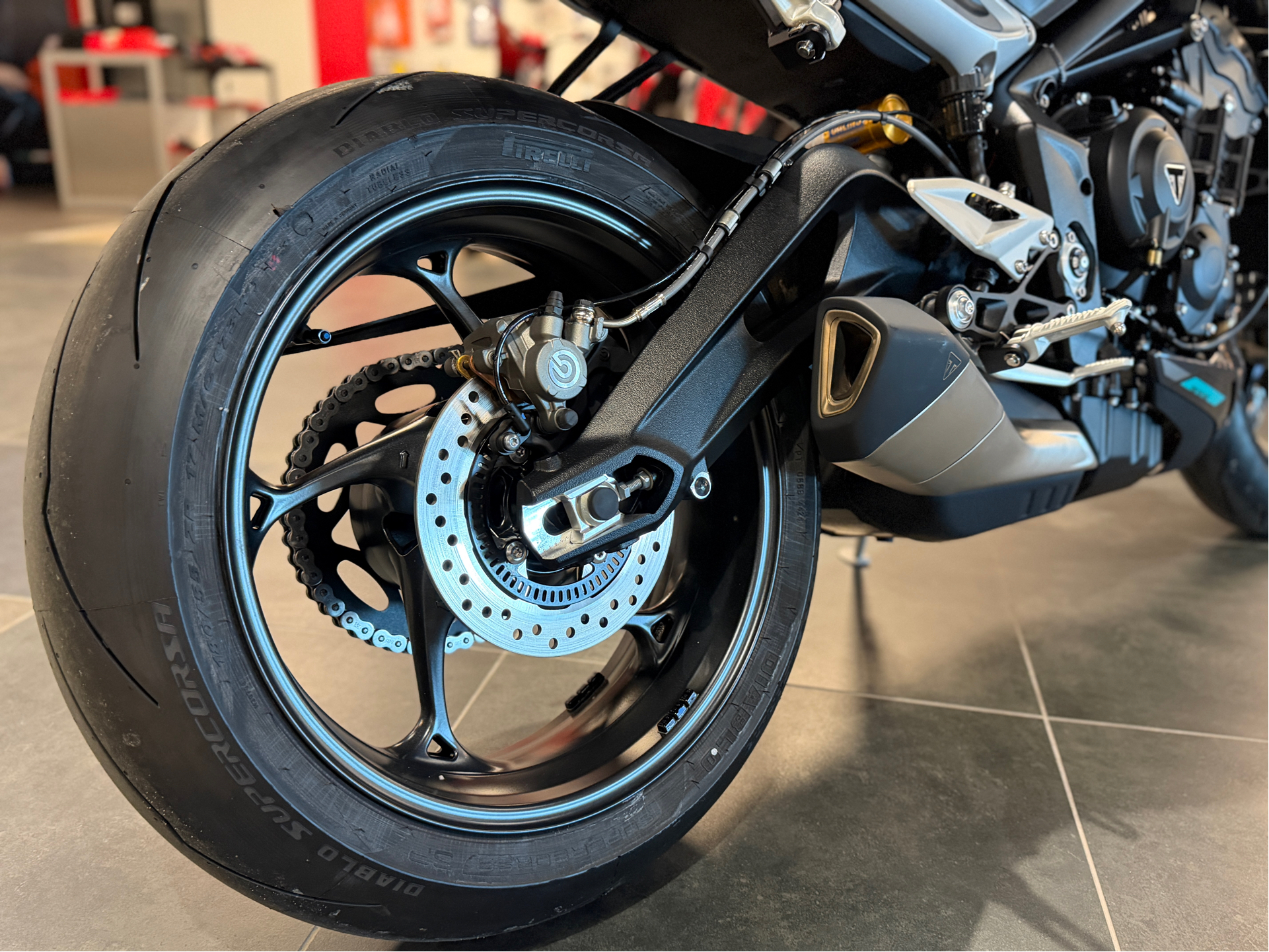 2026 Triumph Street Triple 765 RS in Chattanooga, Tennessee - Photo 11