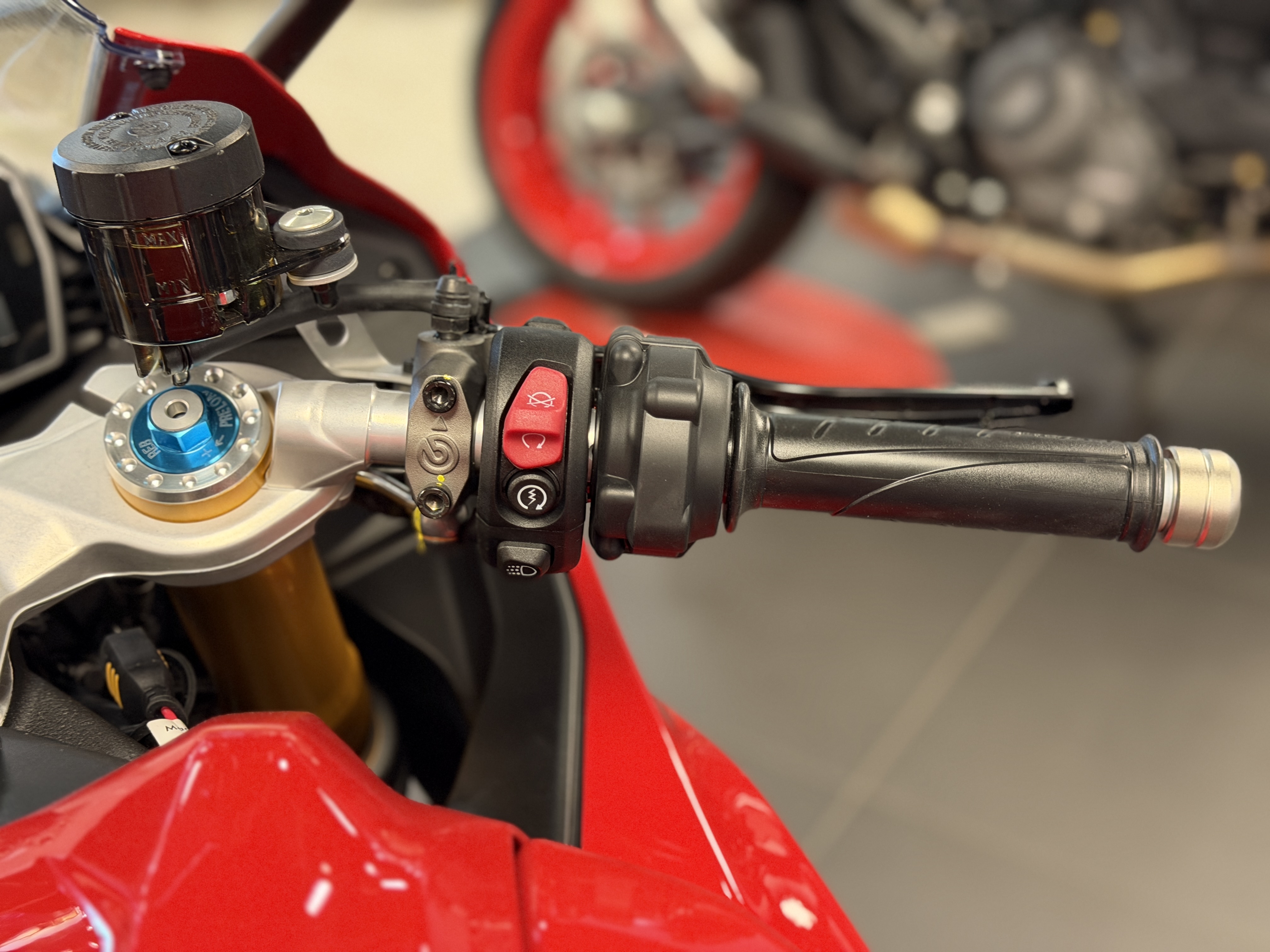 2026 Ducati Panigale V2 S in Chattanooga, Tennessee - Photo 7