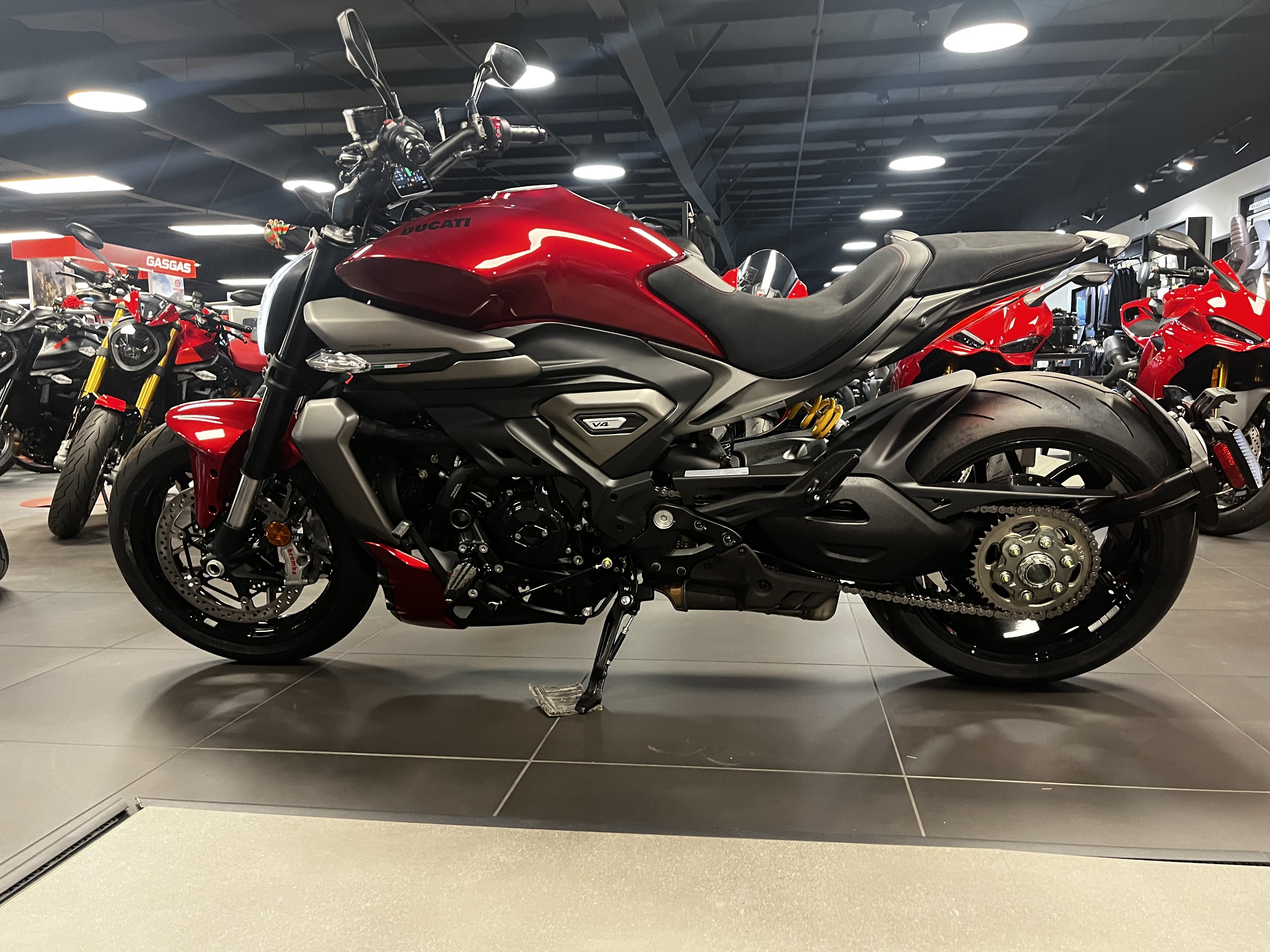 2026 Ducati XDiavel V4 in Chattanooga, Tennessee - Photo 2