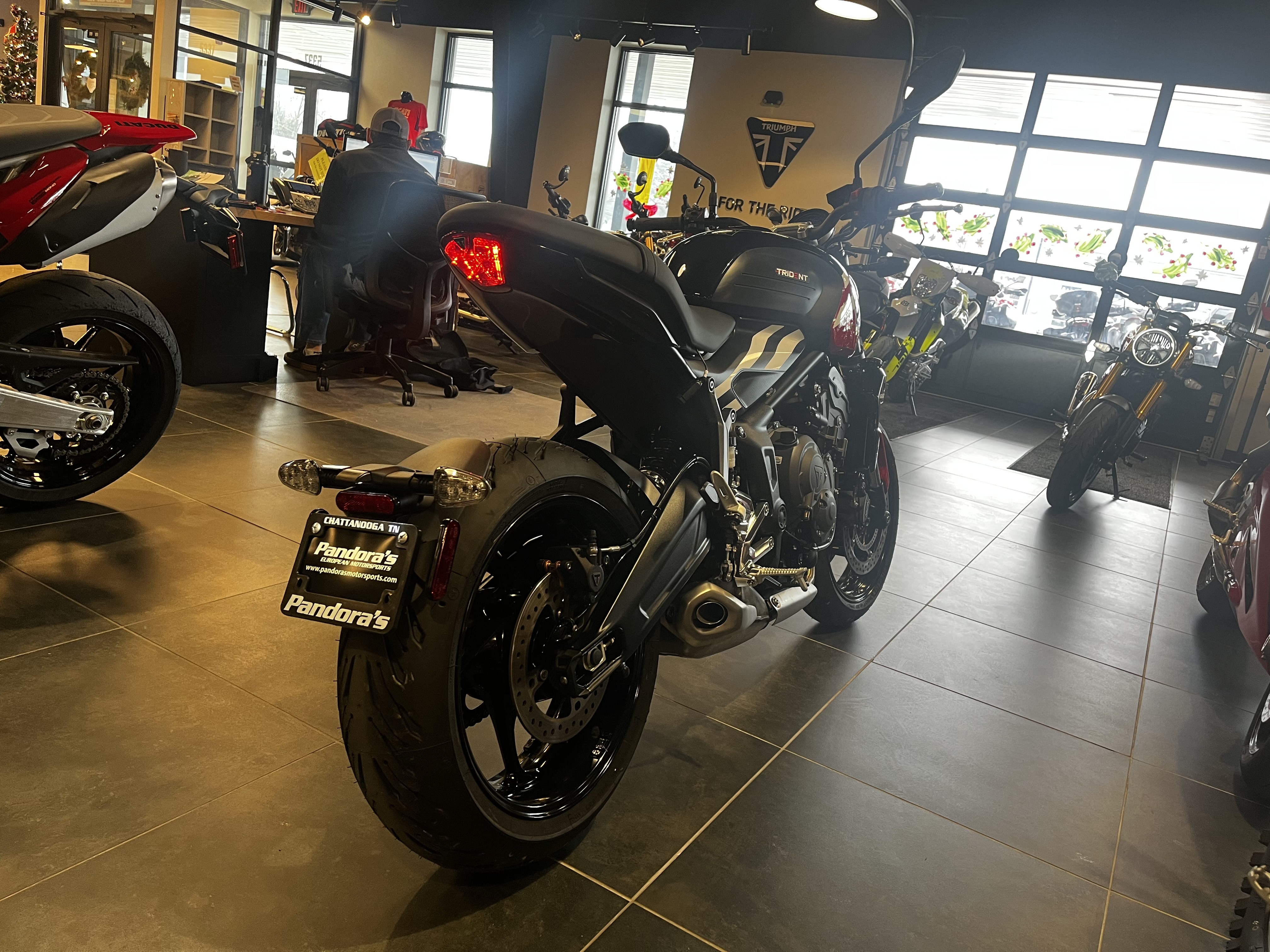 2025 Triumph Trident 660 in Chattanooga, Tennessee - Photo 2