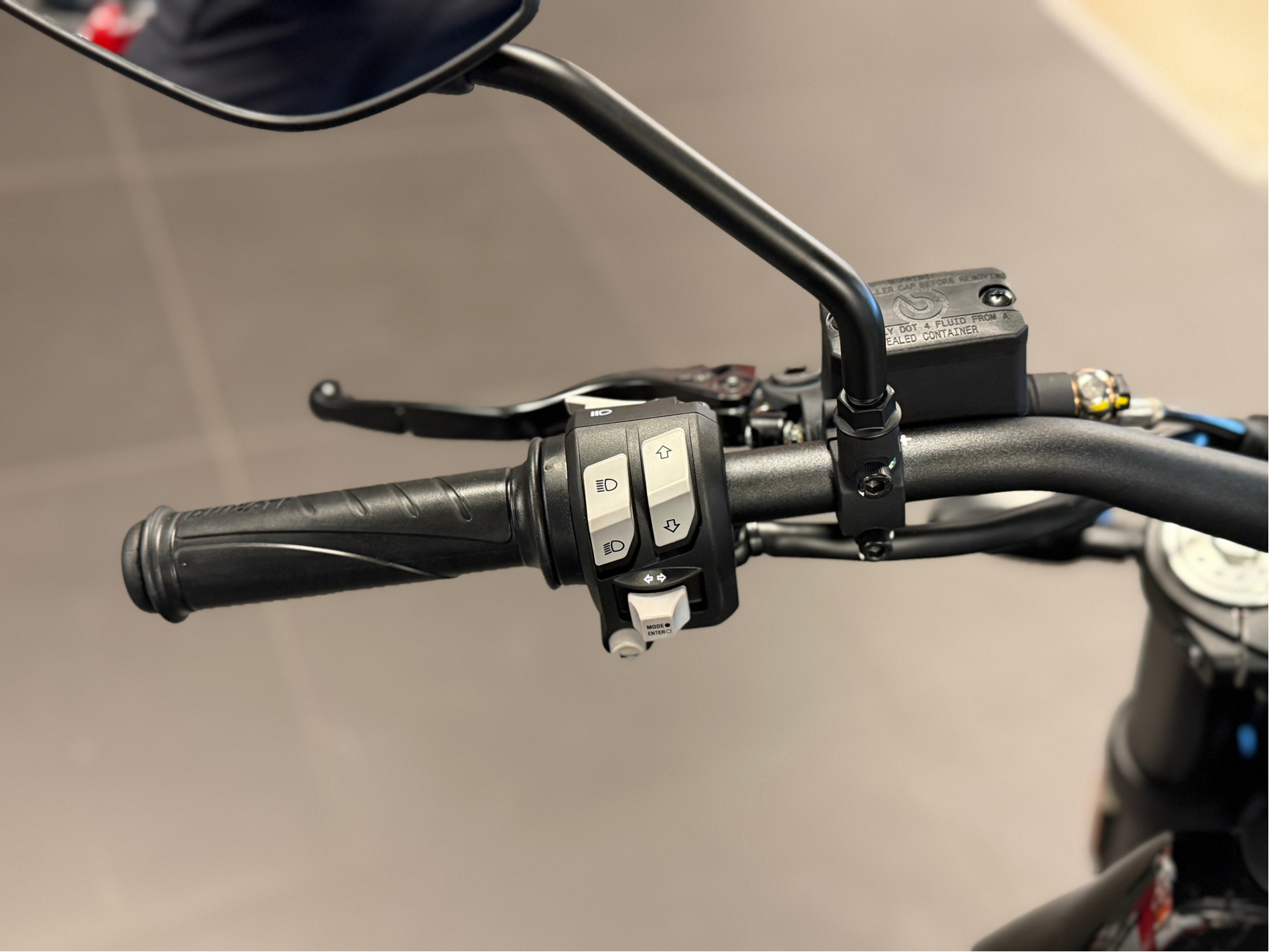 2025 Ducati Scrambler Full Throttle in Chattanooga, Tennessee - Photo 7