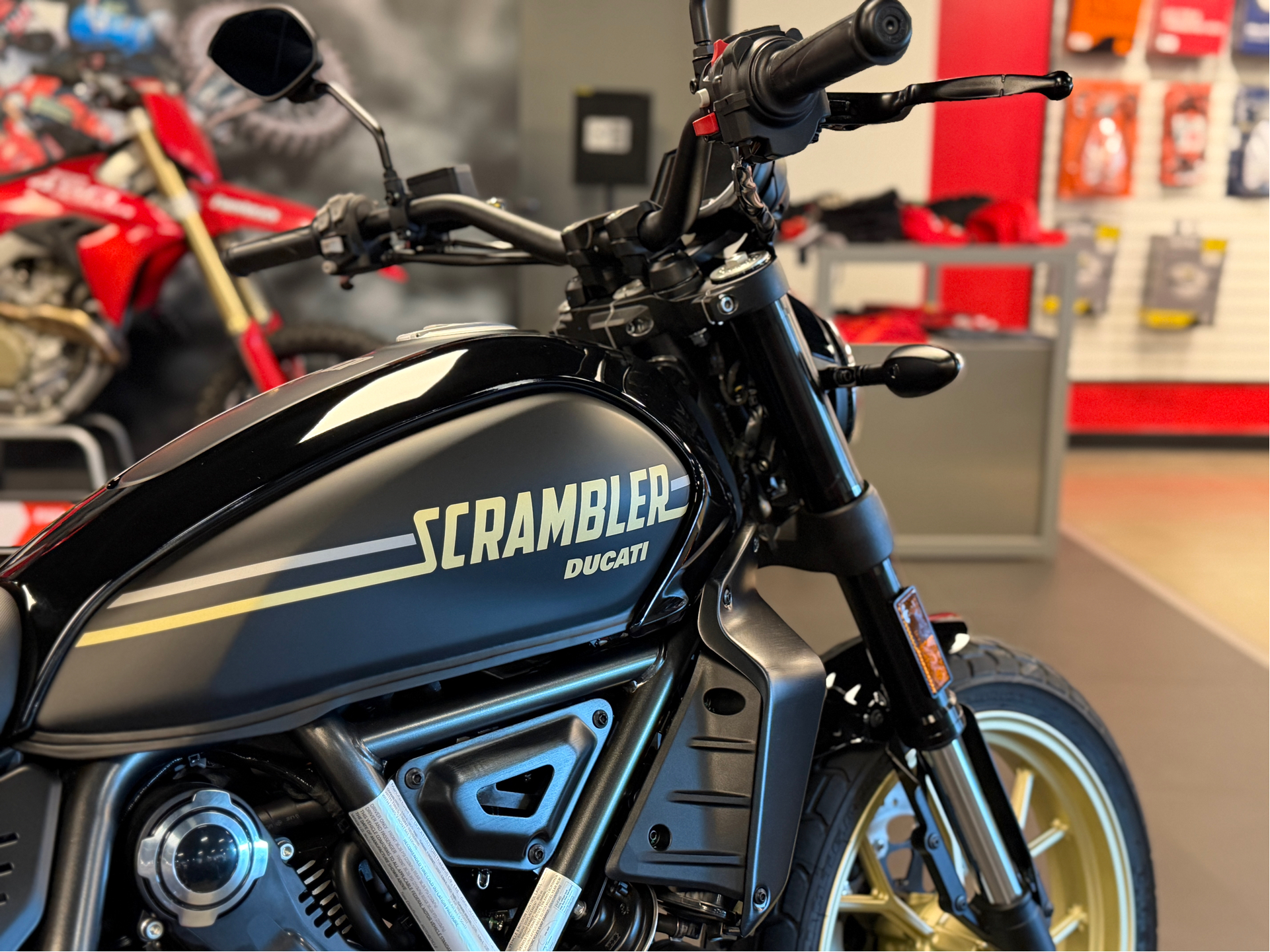 2025 Ducati Scrambler Full Throttle in Chattanooga, Tennessee - Photo 10