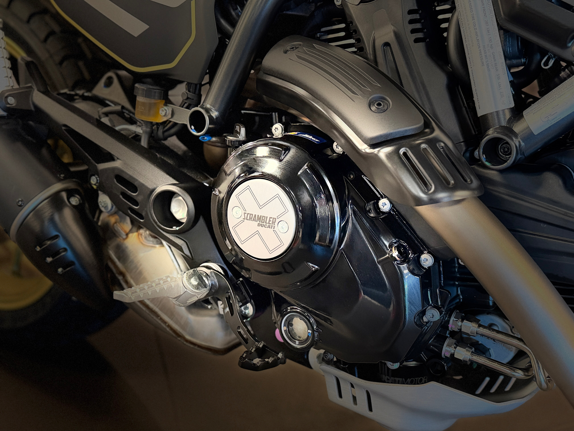 2025 Ducati Scrambler Full Throttle in Chattanooga, Tennessee - Photo 11