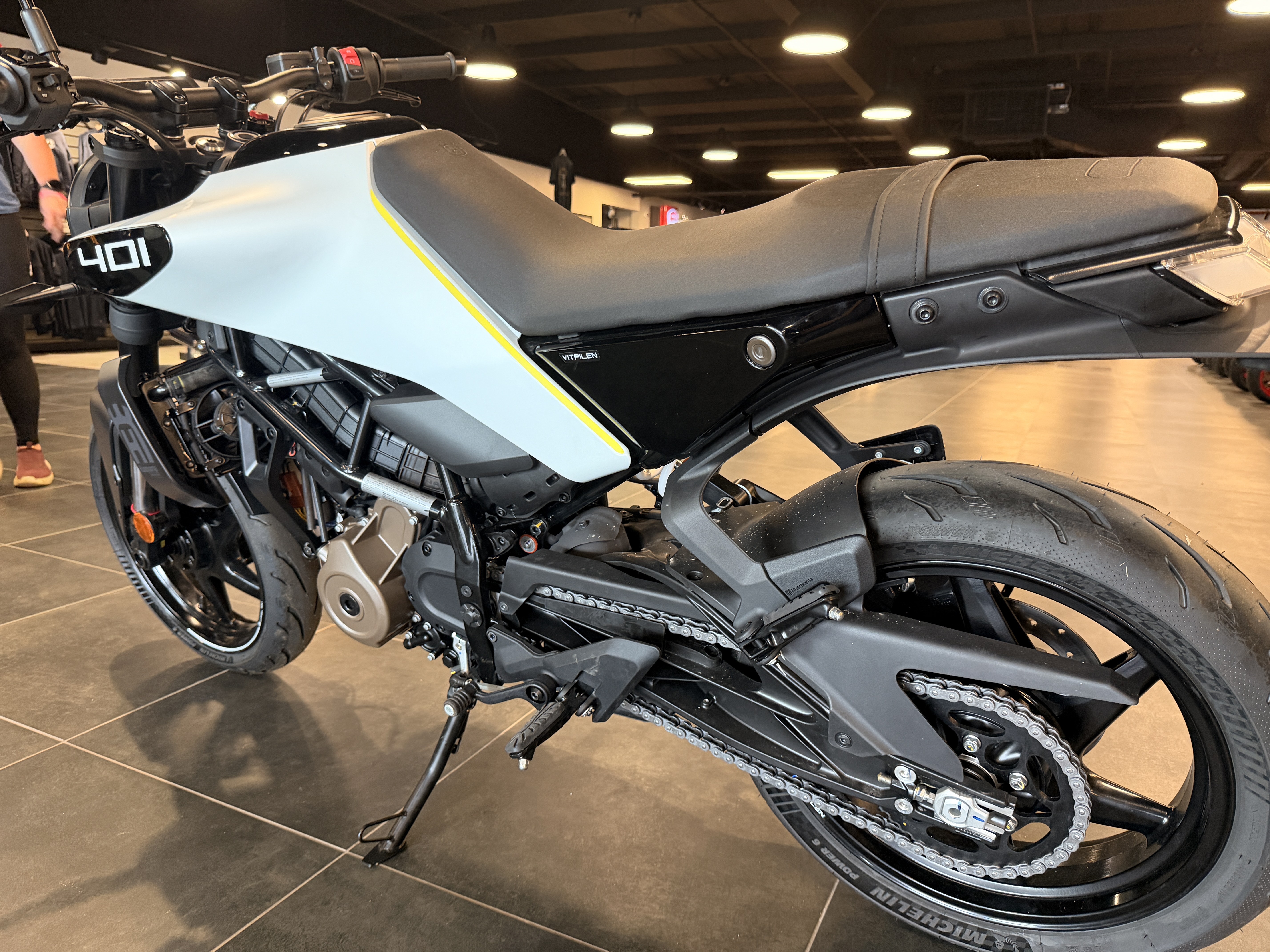 2024 Husqvarna Vitpilen 401 3