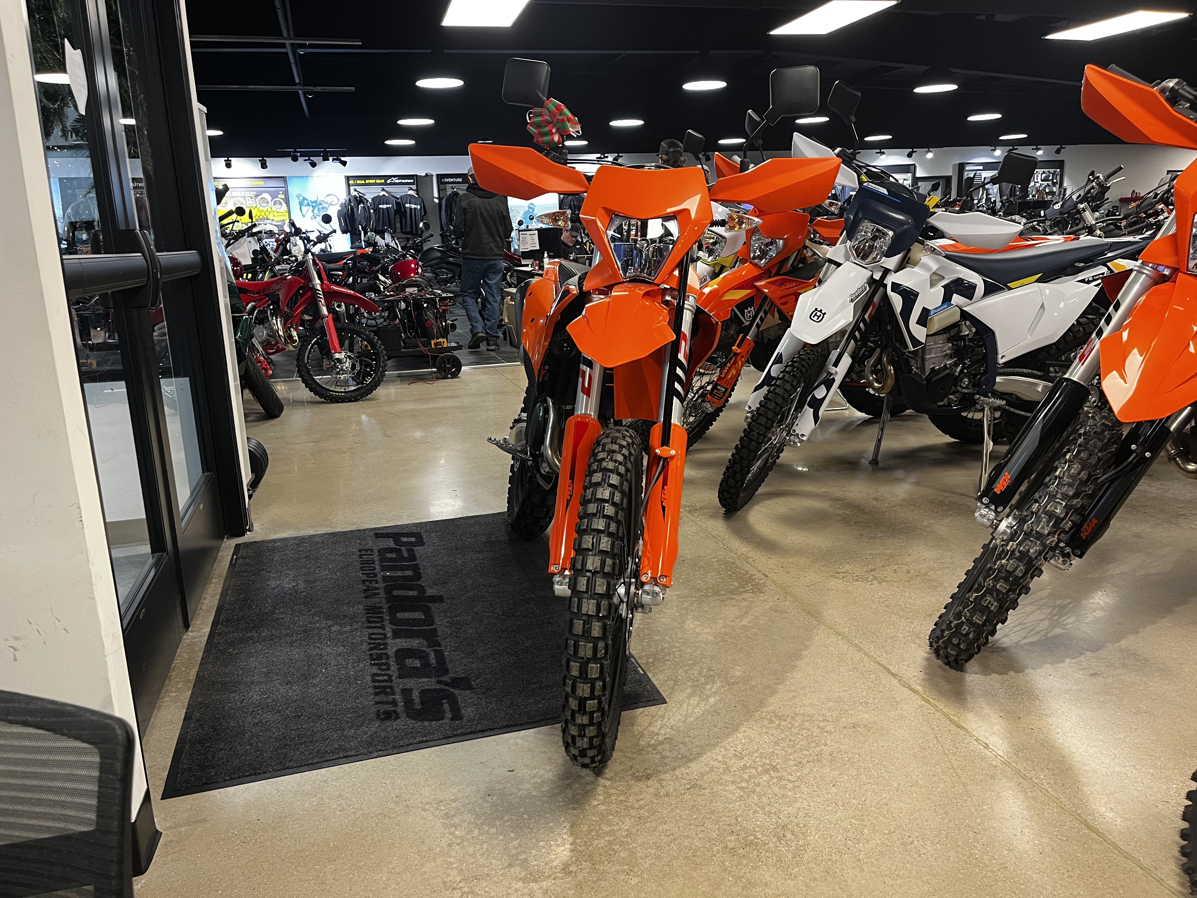 2026 KTM 500 EXC-F in Chattanooga, Tennessee - Photo 3