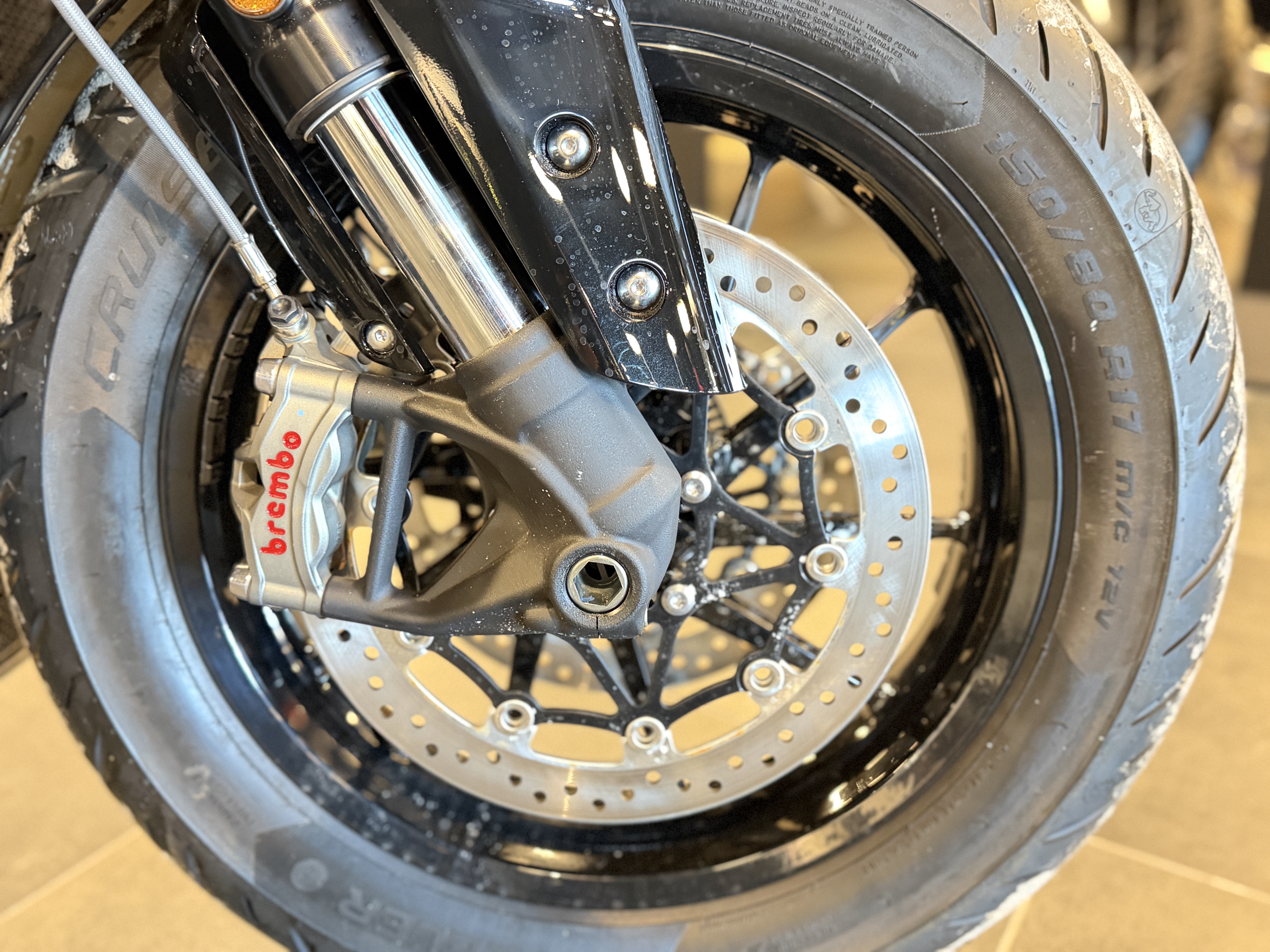 2025 Triumph Rocket 3 Storm R in Chattanooga, Tennessee - Photo 10