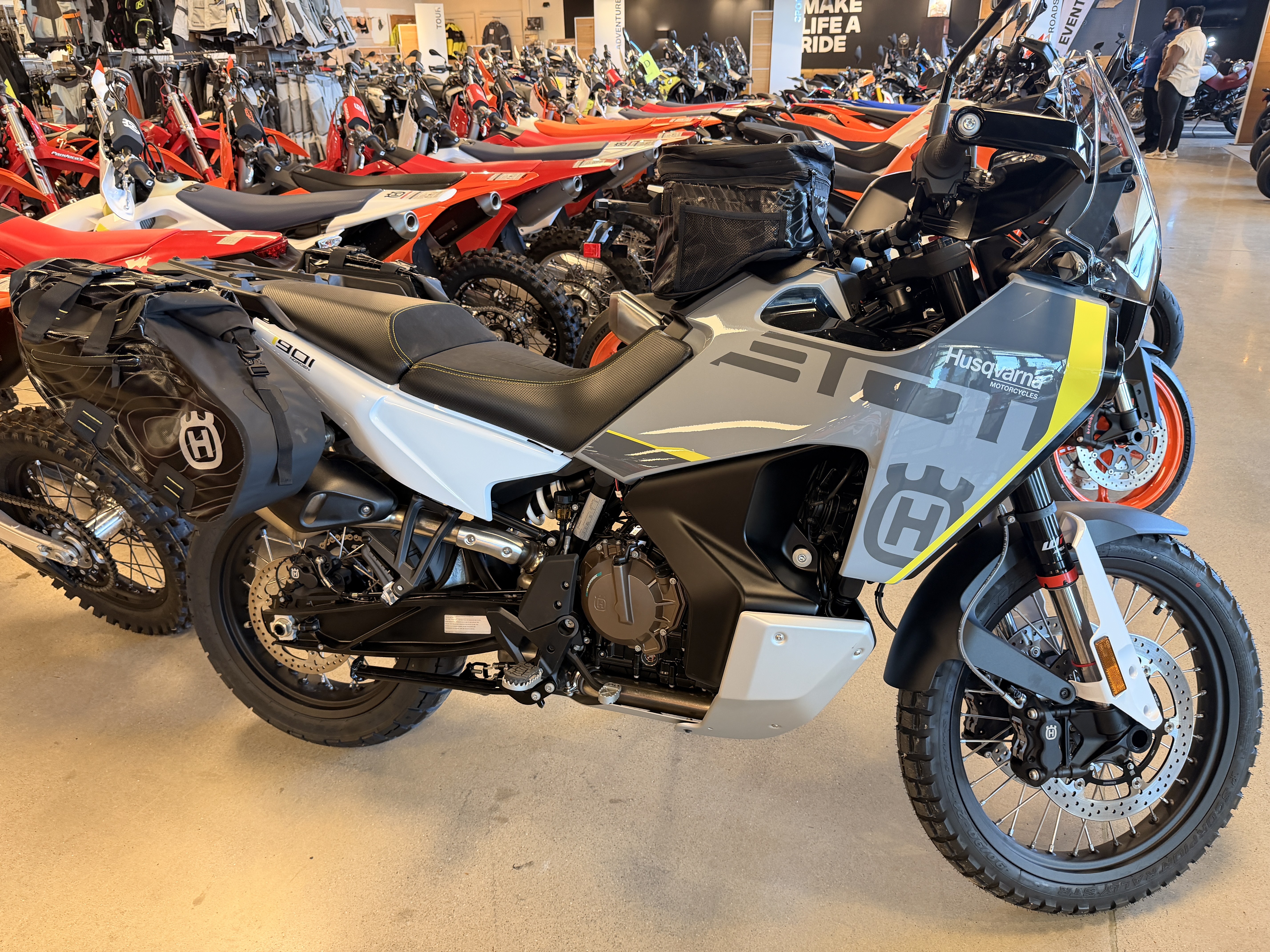 2025 Husqvarna Norden 901 in Chattanooga, Tennessee - Photo 2