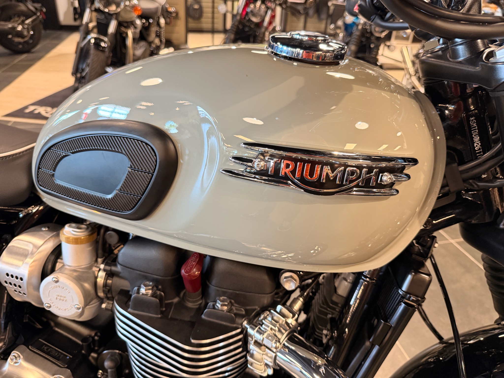 2026 Triumph Bonneville T120 3