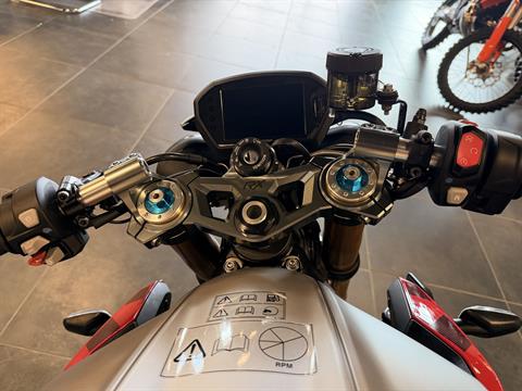 2026 Triumph Street Triple 765 RX in Chattanooga, Tennessee - Photo 4