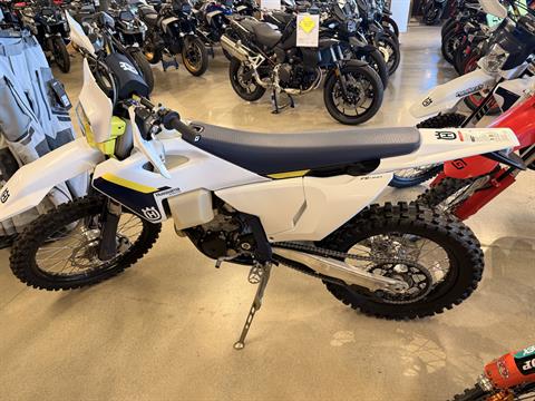 2025 Husqvarna FE 450 in Chattanooga, Tennessee - Photo 4